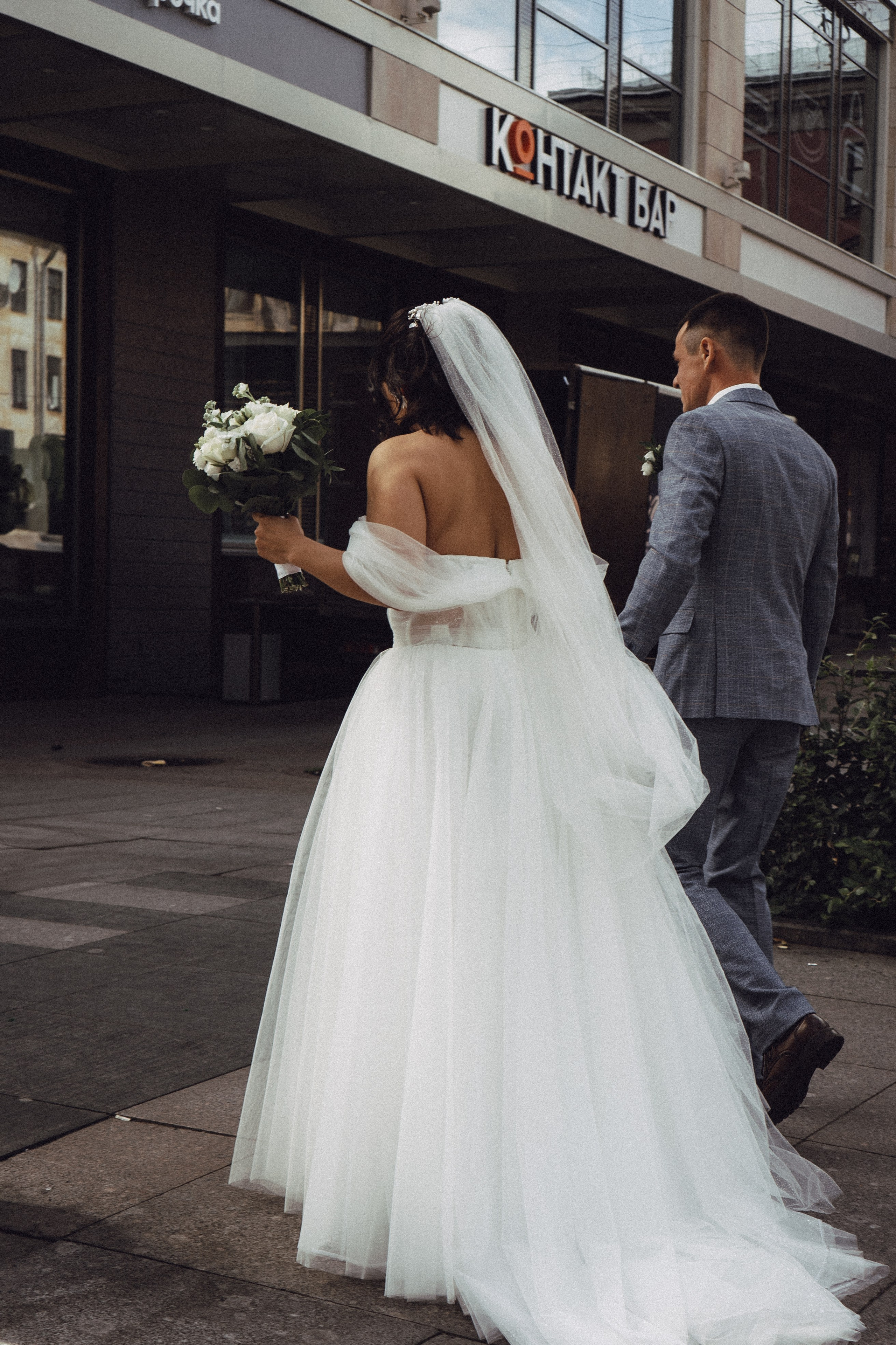 СВАДЕБНАЯ ПРОГУЛКА РЕСТОРАН МЫ ЖЕ НА ТЫ И ФОТОСЕССИИЯ С АВТОМОБИЛЕМ. Профессиональный фотограф, Санкт-Петербург — Виктория Богомолова