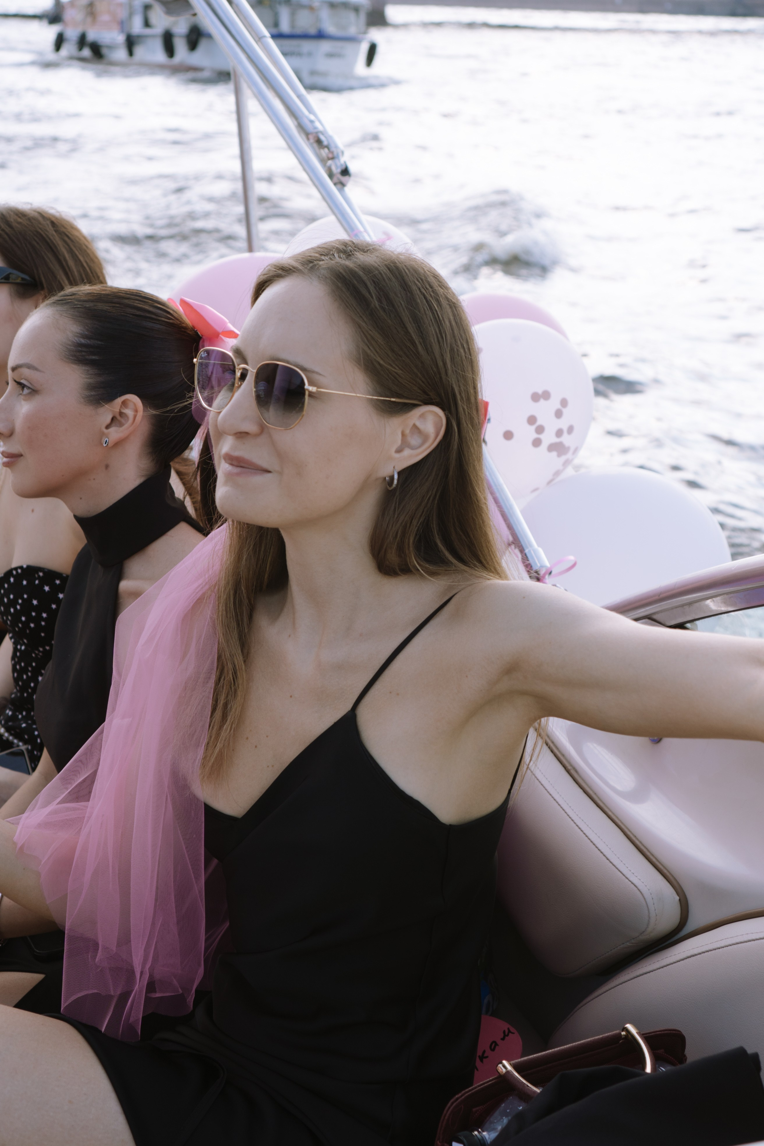 ДЕВИЧНИК НА КАТЕРЕ. Профессиональный фотограф, Санкт-Петербург — Виктория Богомолова