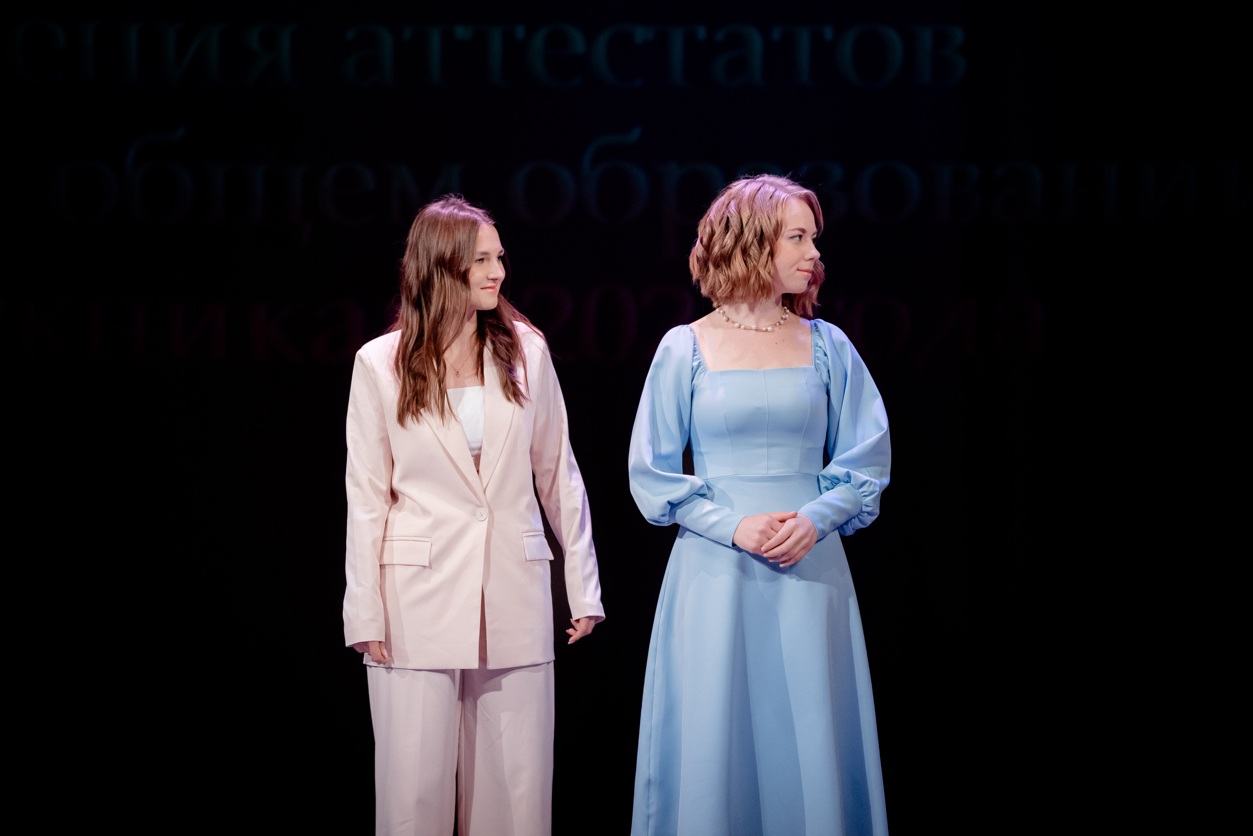 5 Лицей. Вручение и Банкет. Музкомедия и Сити Холл. Фотограф в Волгограде и Волжском Александр Горбань