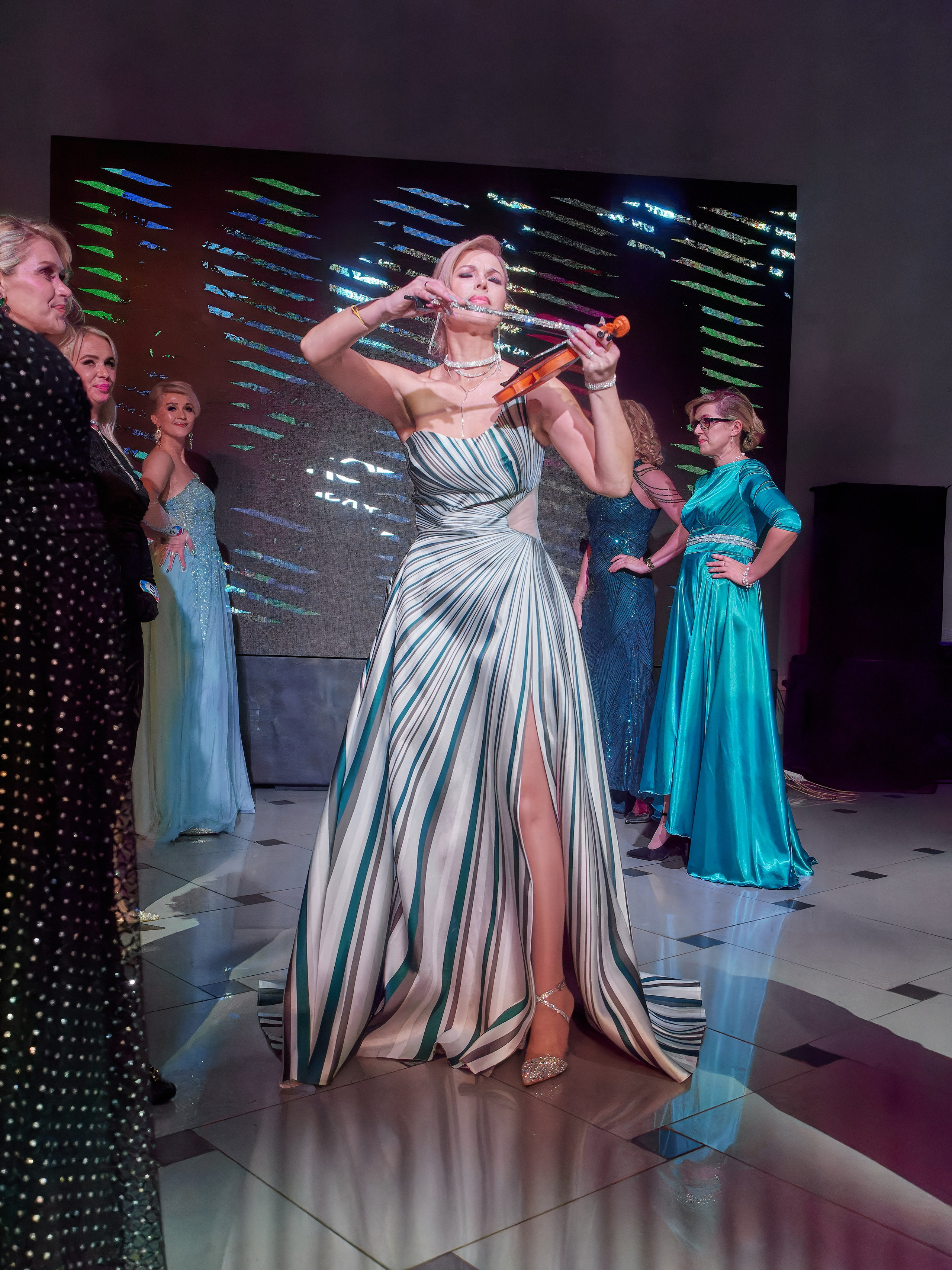 Блондинка Междуреченска. Семейный и детский фотограф в Междуреченск Олег Бамбульский