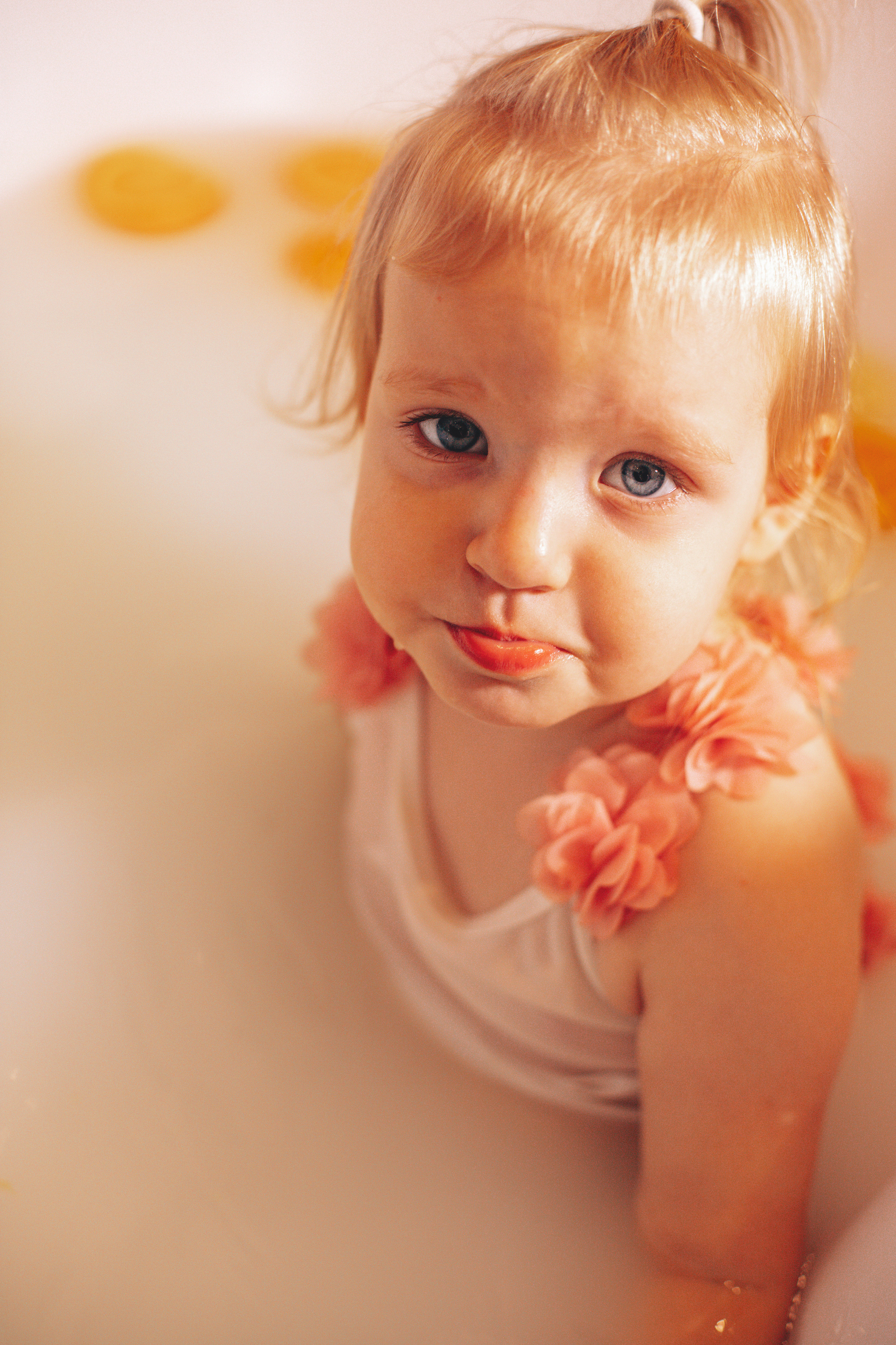 Ванная с молоком. Фотограф в Самаре, Отрадном и Кинель-Черкассах Валентина Шевцова