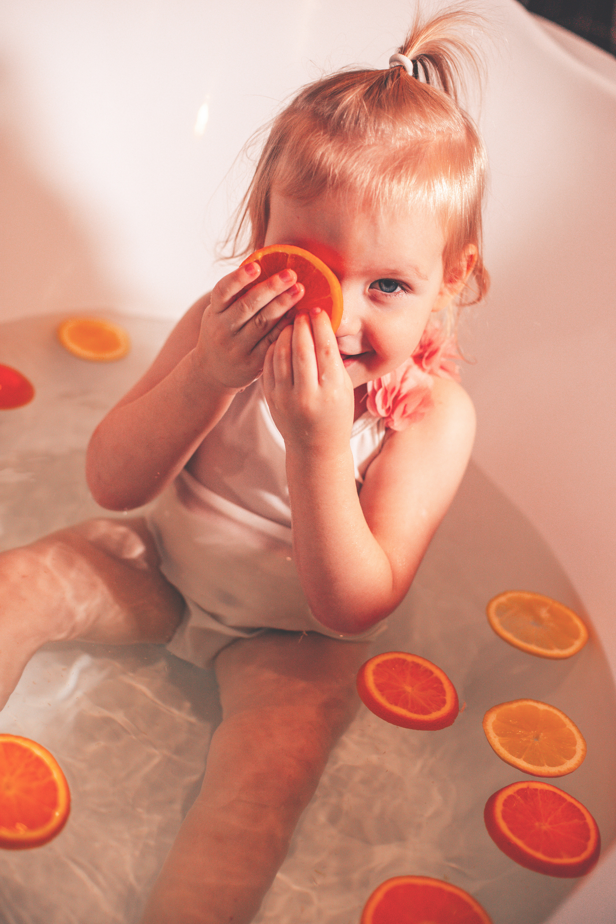 Ванная с молоком. Фотограф в Самаре, Отрадном и Кинель-Черкассах Валентина Шевцова