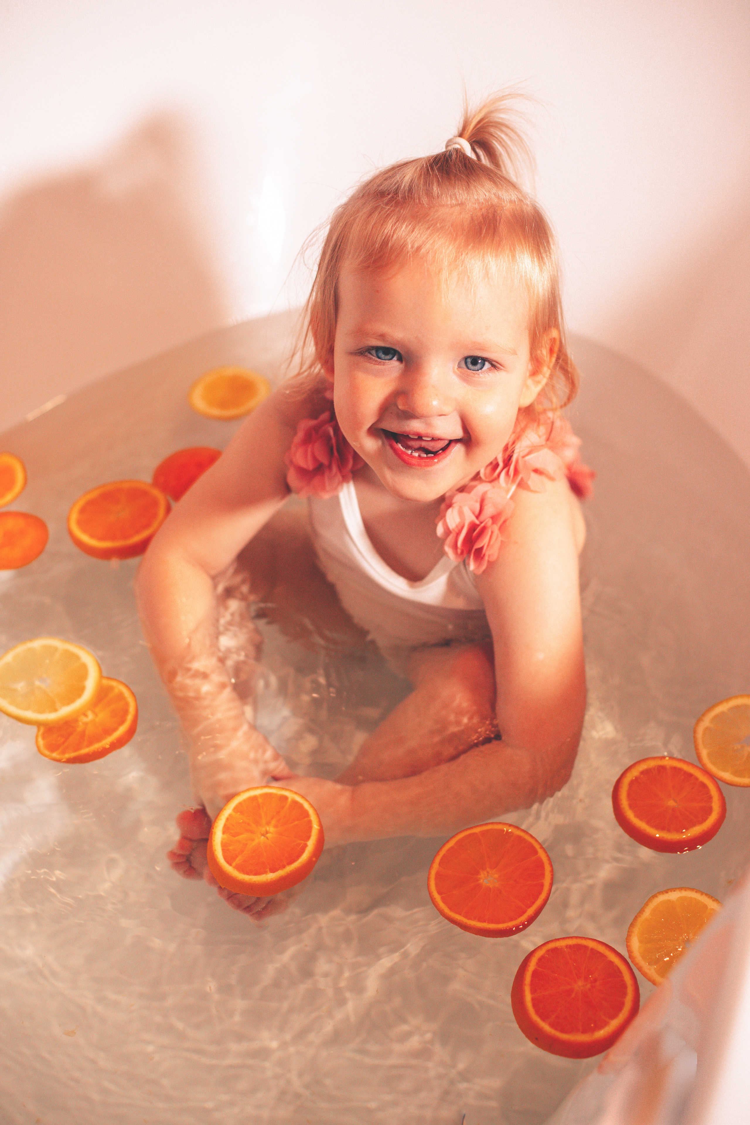 Ванная с молоком. Фотограф в Самаре, Отрадном и Кинель-Черкассах Валентина Шевцова