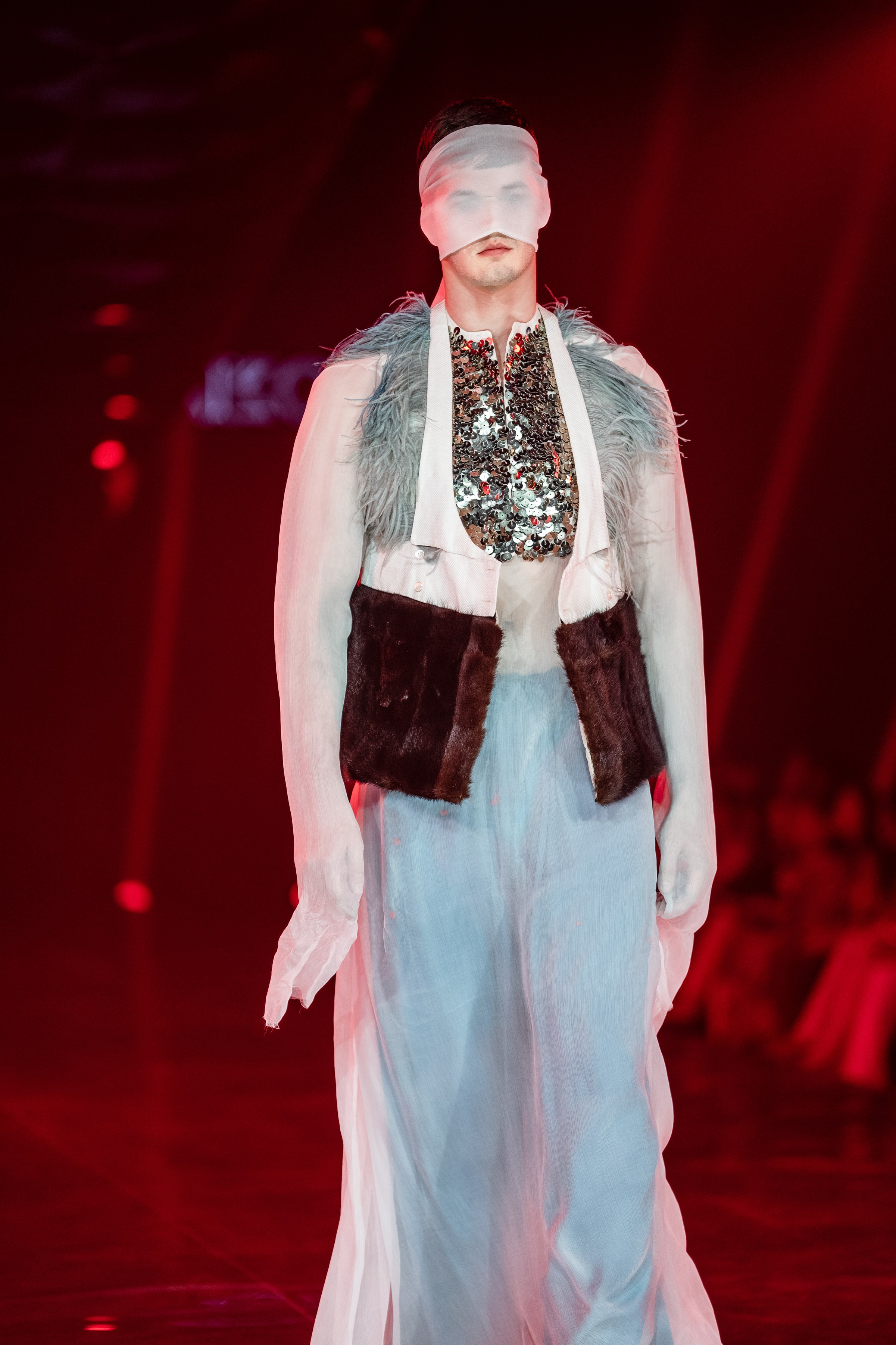 Visa Fashion week Maison Artc. Сайт Алматинского НЮ АРТ, будуар и фэшн фотографа Дениса Карпенко