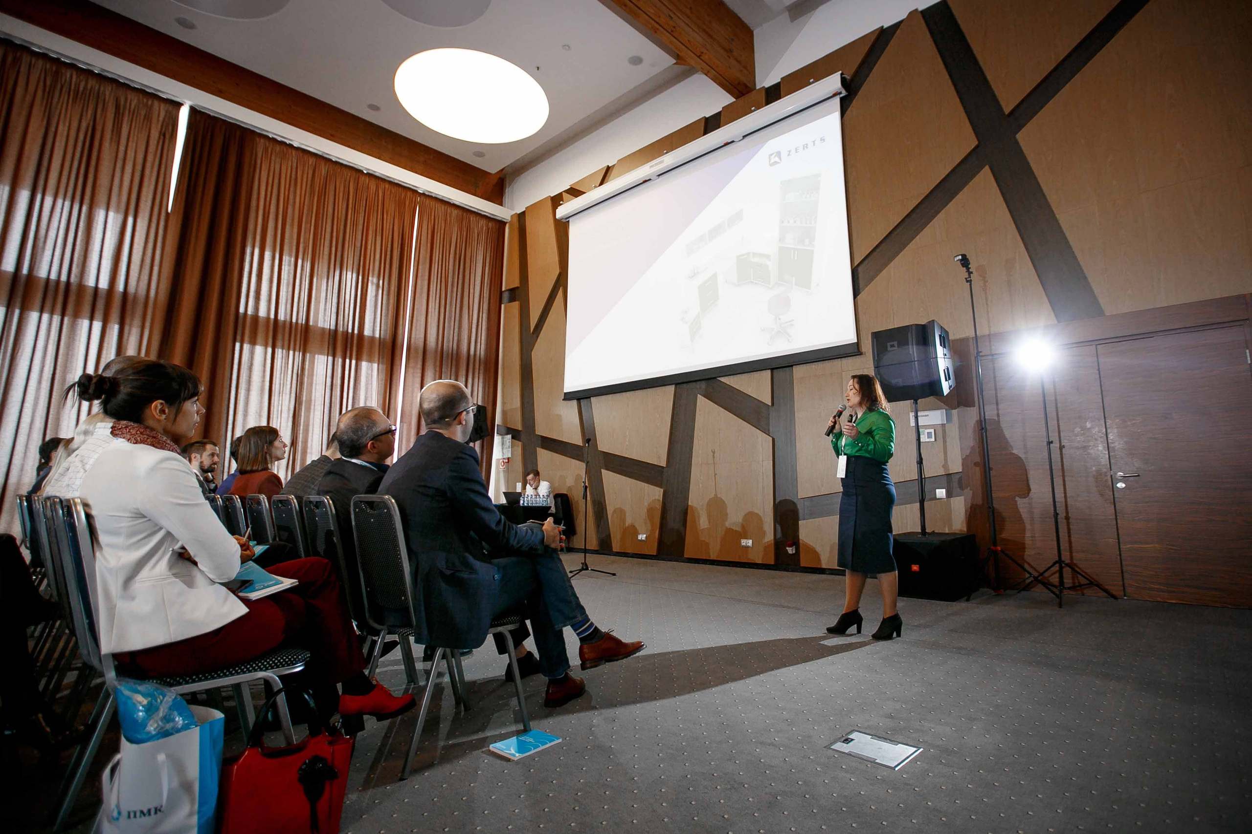 Конференция в «Азимуте». Ваш репортажный фотограф Артемий Антонов