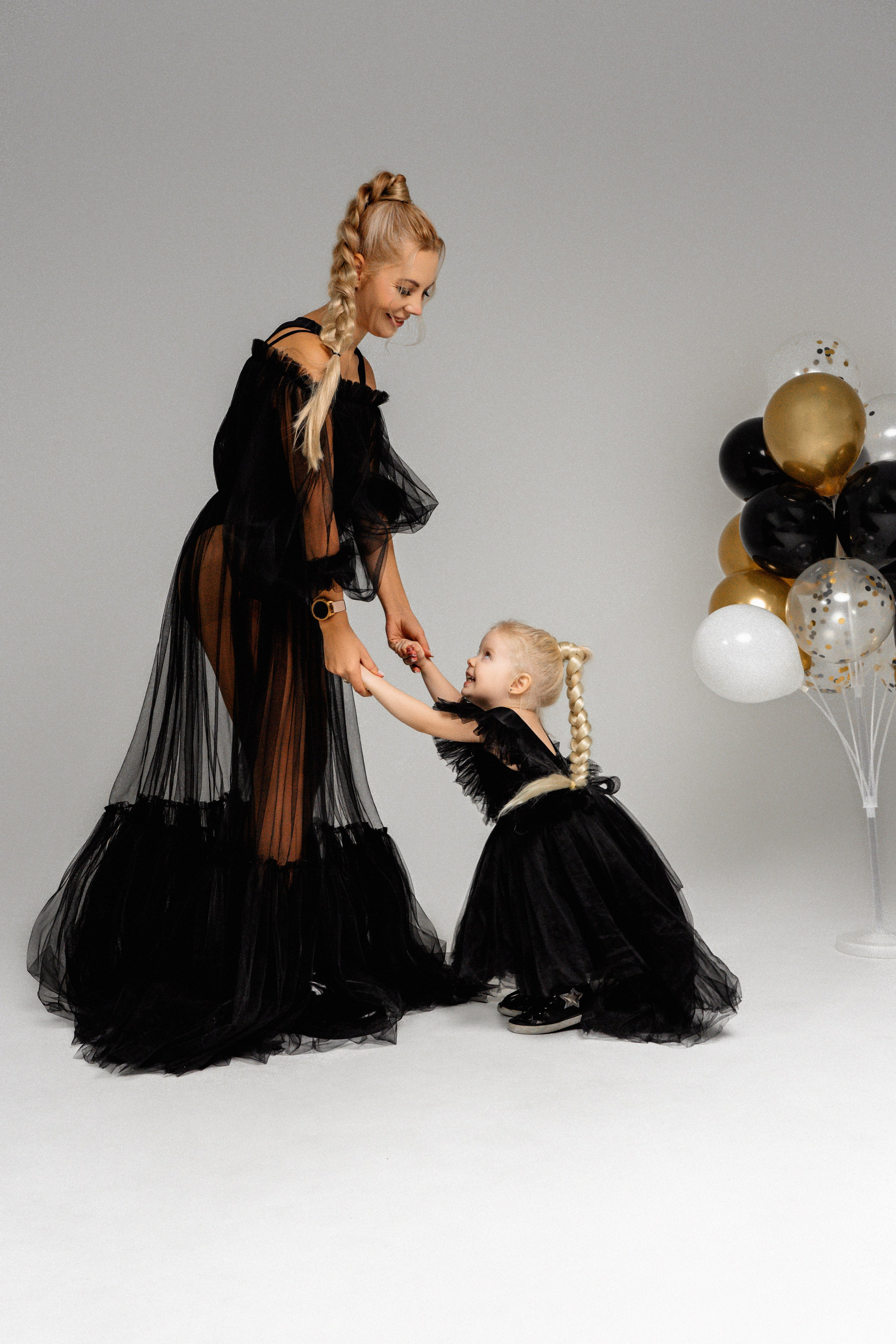 Магия семейных кадров в уютной студии. Ваш семейный фотограф в Минске — Вика Трегубова