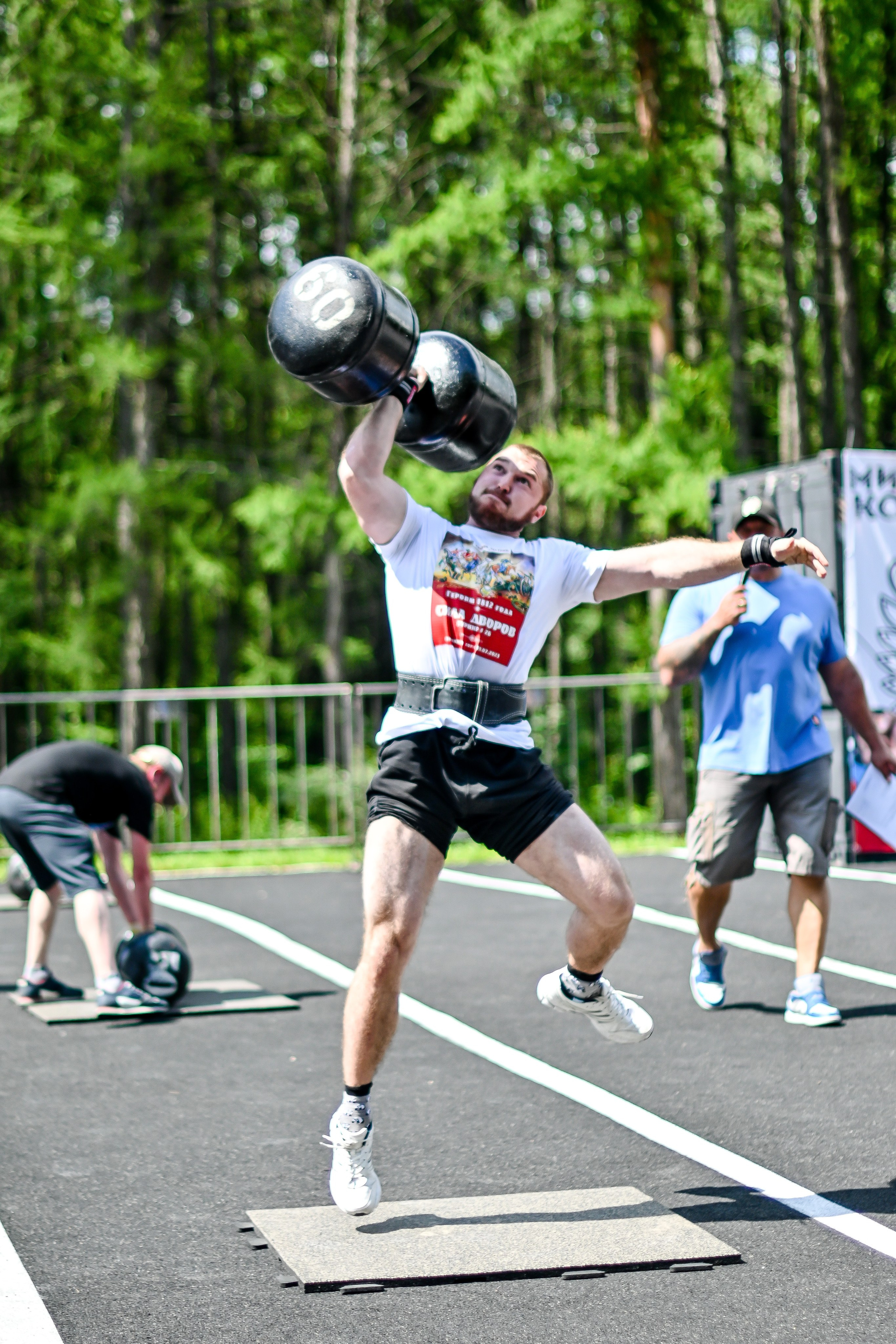 СТРОНГ. Фотограф для бизнесконтента, репортажей и семейного альбома в Москве