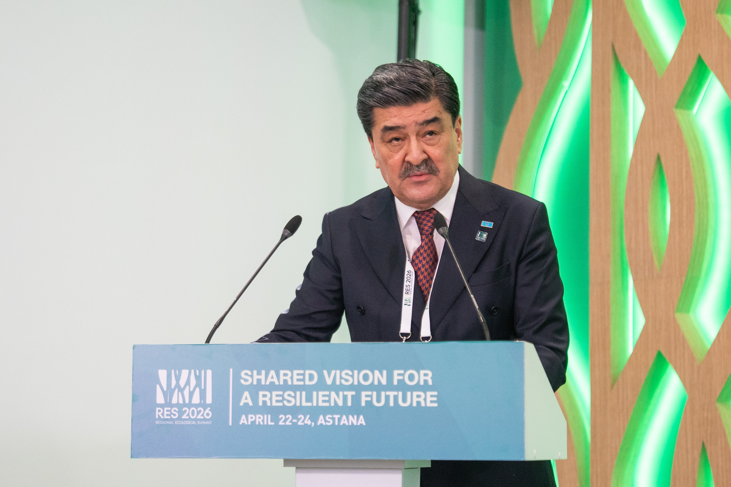 RES2026. Здравствуйте Меня зовут Берден Ансар, Я профессиональный фотограф