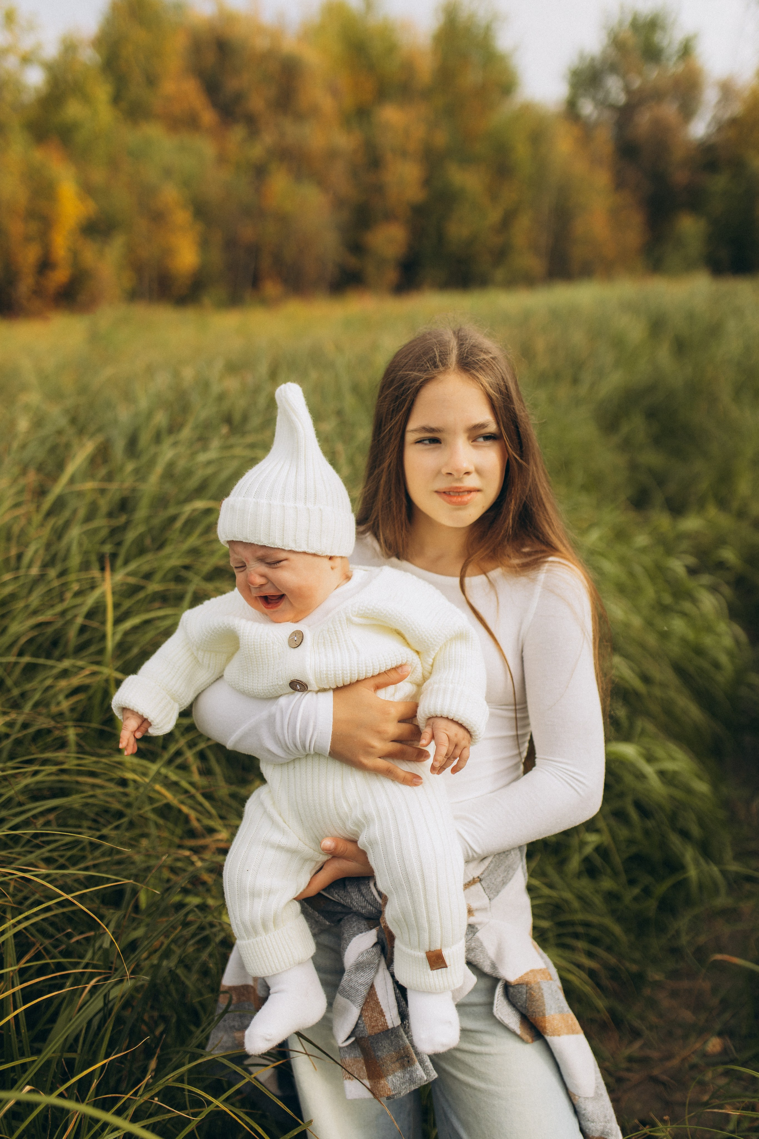 Лена, Ангелина, Алиса и малышка Аврора. Фотограф Диана Яббарова