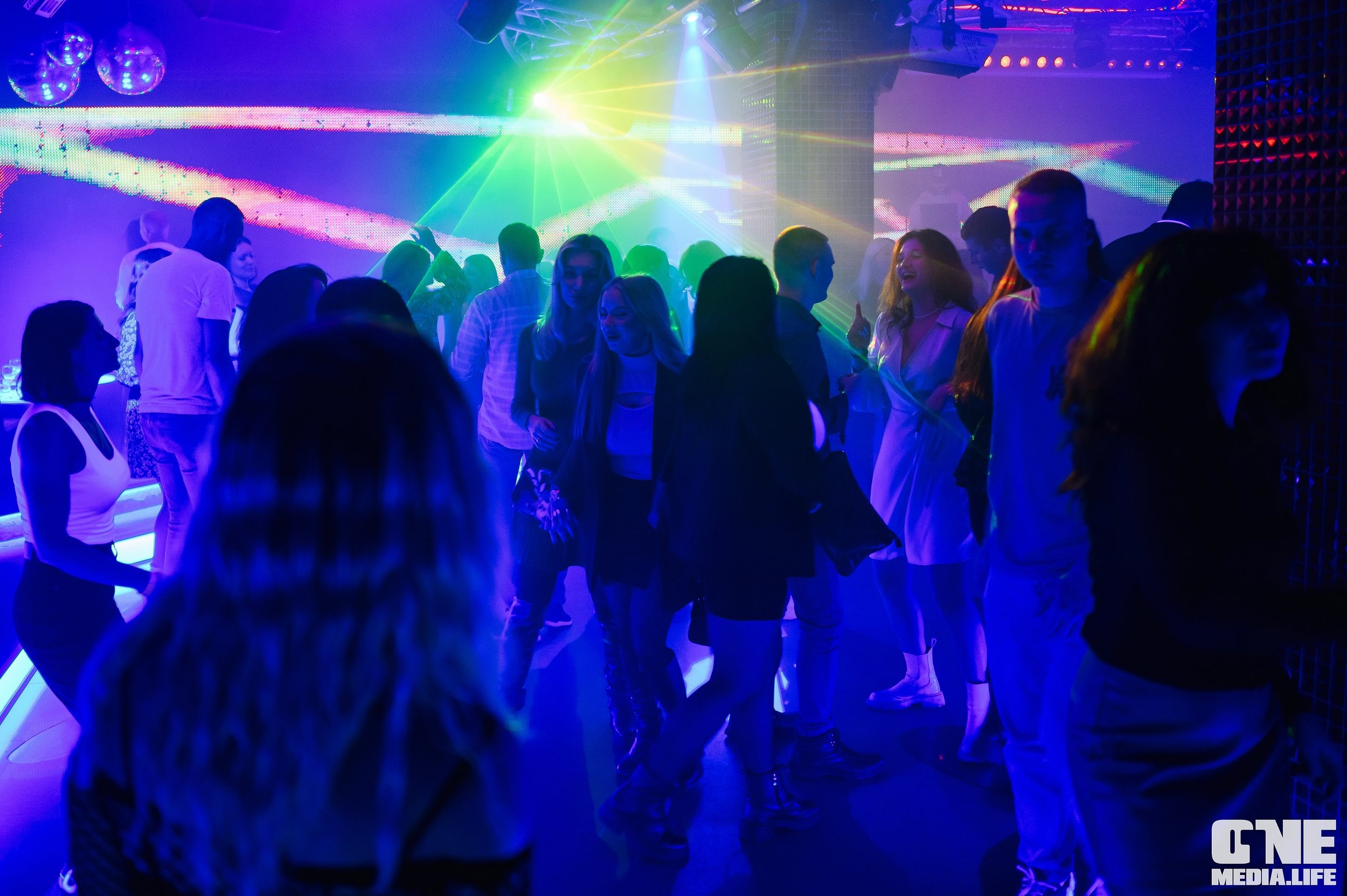 Фоторепортаж из Развлекательного комплекса Планета. One Media Life: фоторепортажи, фотоотчеты с мероприятий и заведений