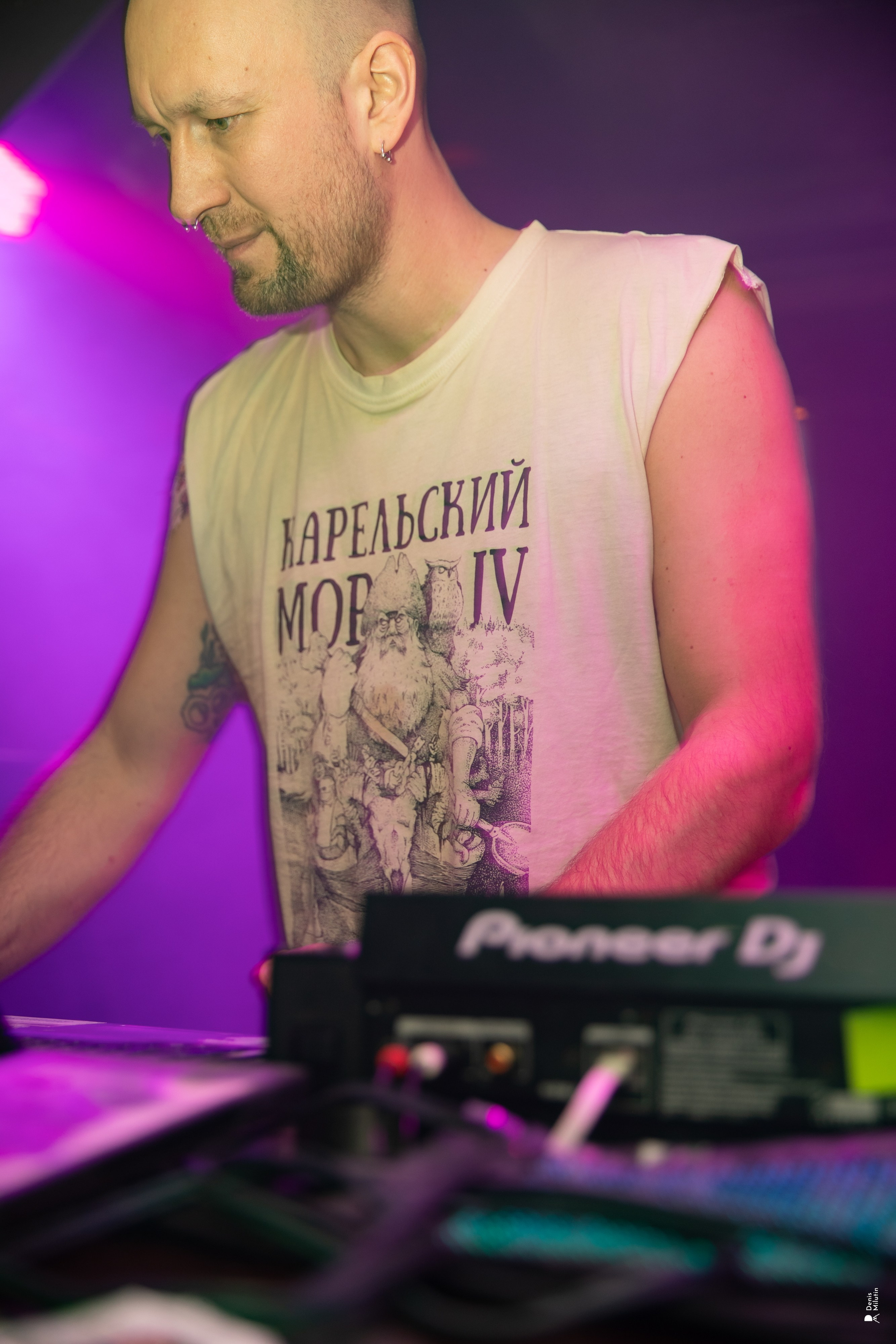 Клуб Рядом — Дискотека 2000х. Портретный фотограф Денис Милютин