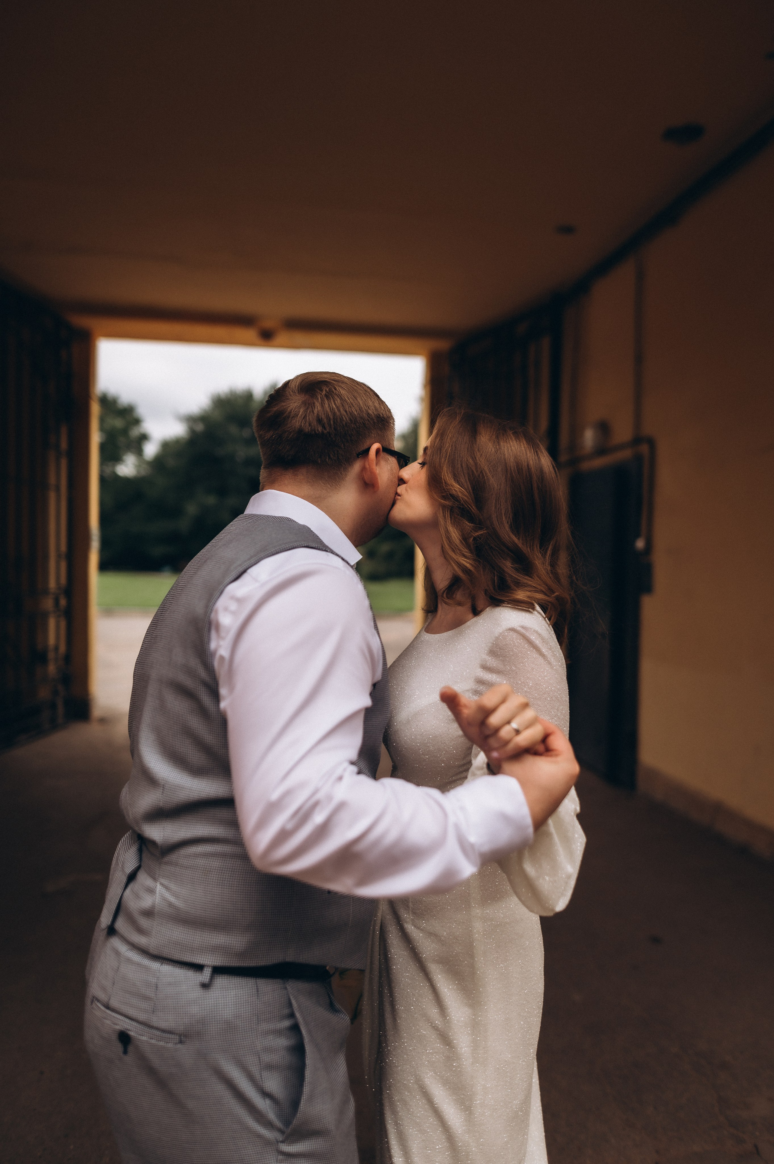 Загс+Оранжерея (камерная свадьба). Фотограф ПИТЕР СПБ Надежда Баранова