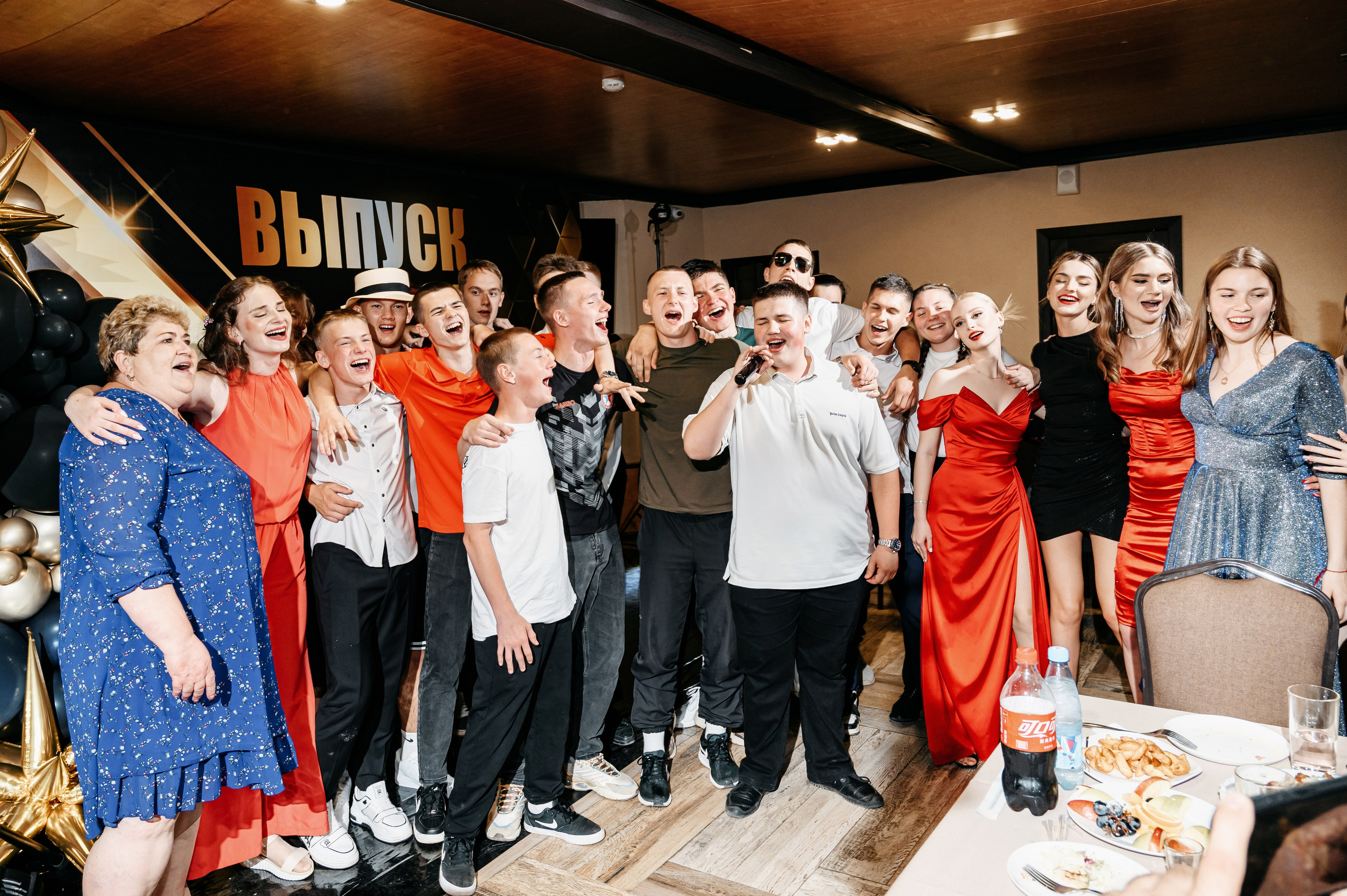 Выпускной Школа 54. Фотограф Владивосток. Игорь Кирсанов