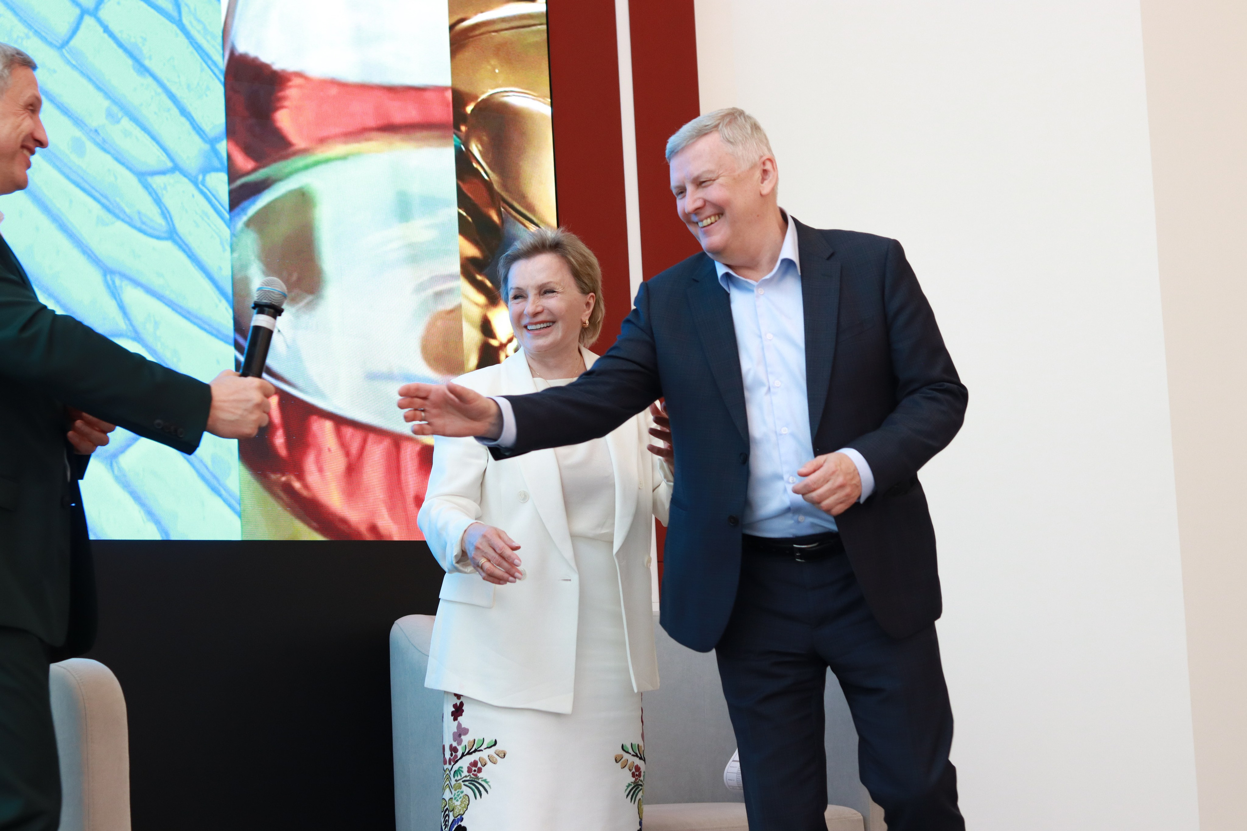 День фармацевта в России/ Велфарма. Репортажный фотограф в Москве и Зеленограде Karina-vozd