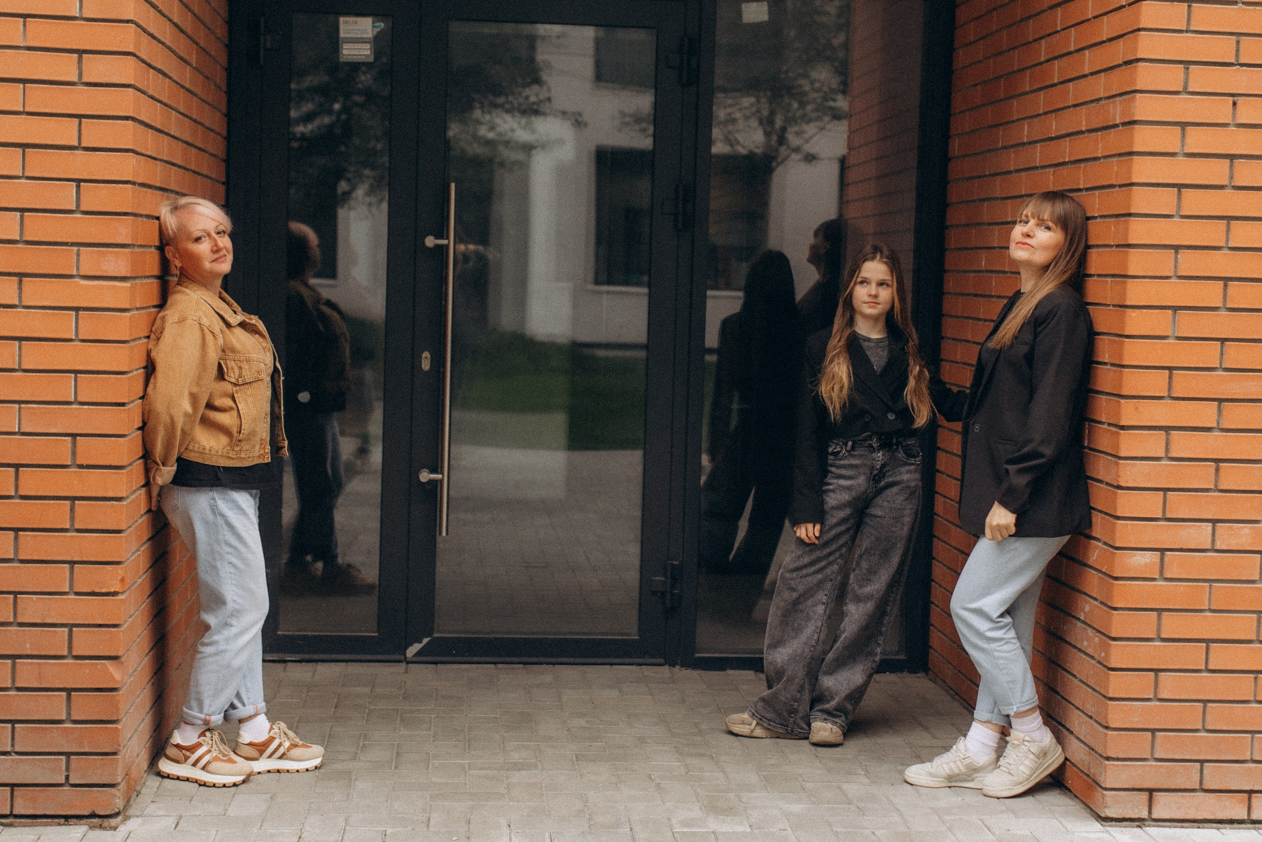 Прогулка по городу, осень. Семейный фотограф lifestyle в Новосибирске Елена Шпилевая