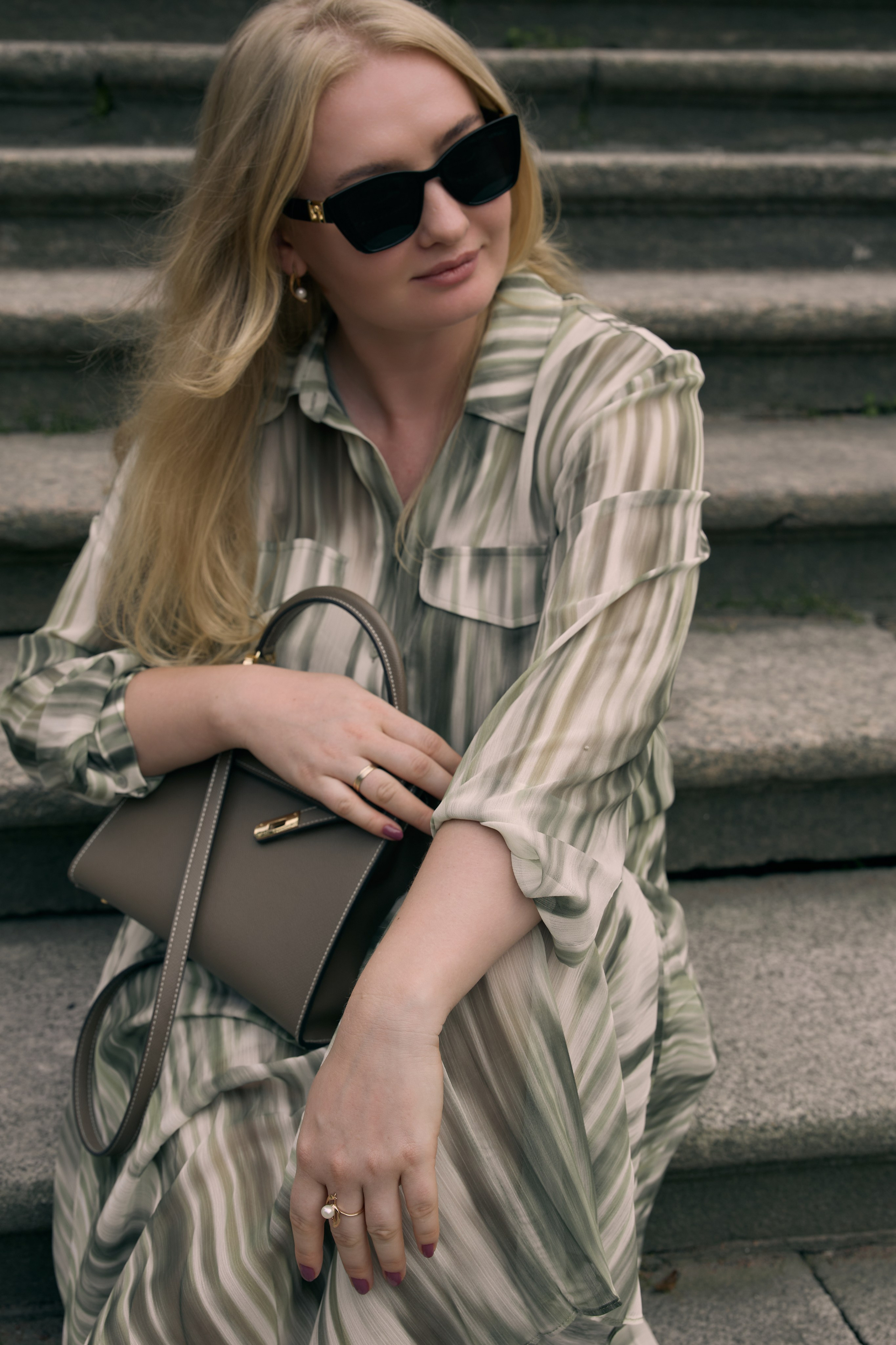 Александра. Ступеньки. Портретный фотограф Санкт-Петербург, Пхукет