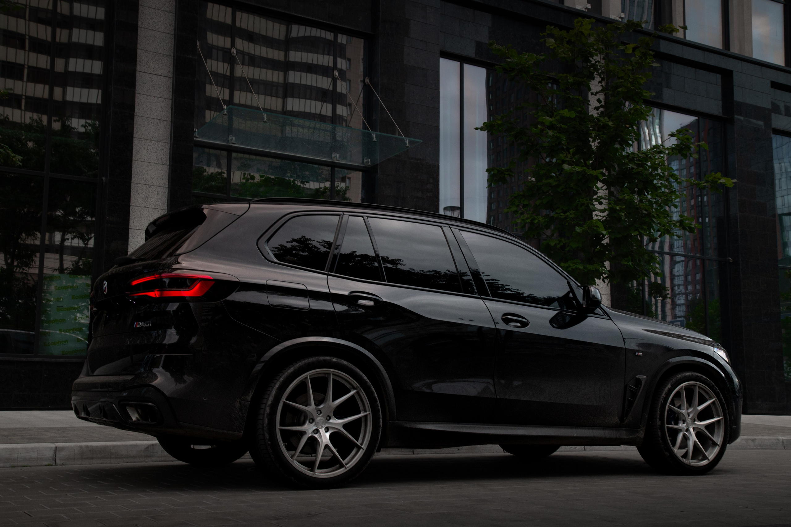 BMW X5 G05. Автомобильный фотограф и видеограф в Новосибирске|Александра Косухина