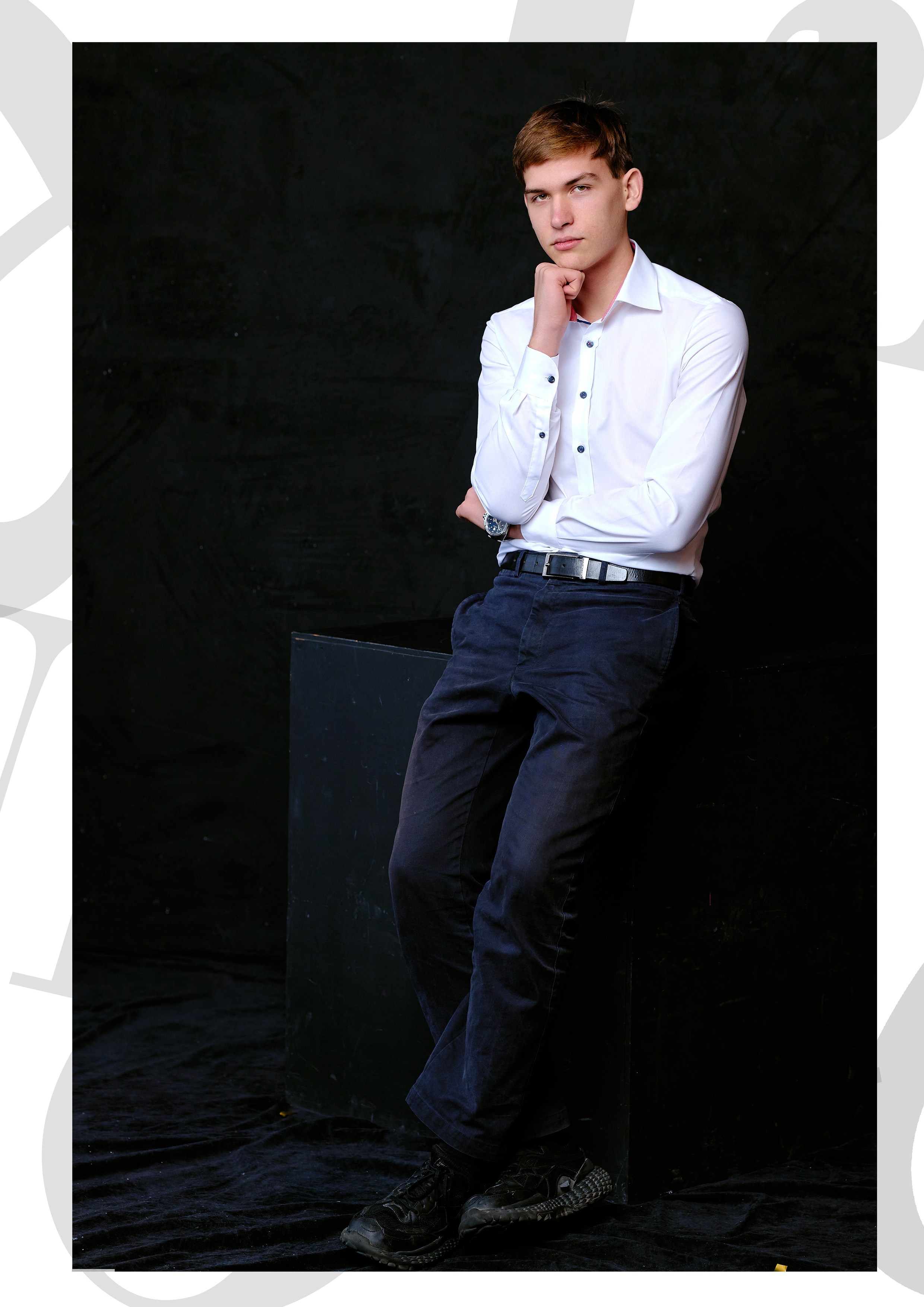 Выпускные портреты для выпускного альбома таганрог. Фотограф Выпускные альбомы Таганрог Сергей Коробченко