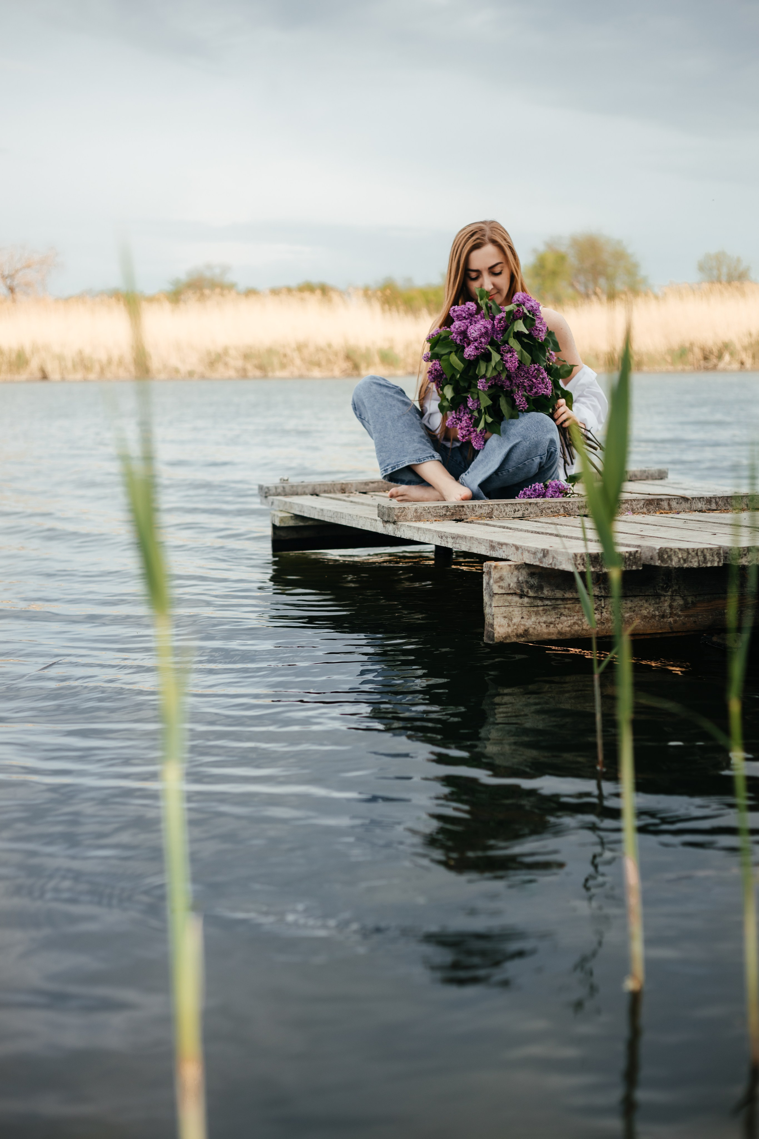 Женская фотосессия на природе с сиренью. Свадебный и семейный фотограф в Краснодарском крае Мария Данилкина