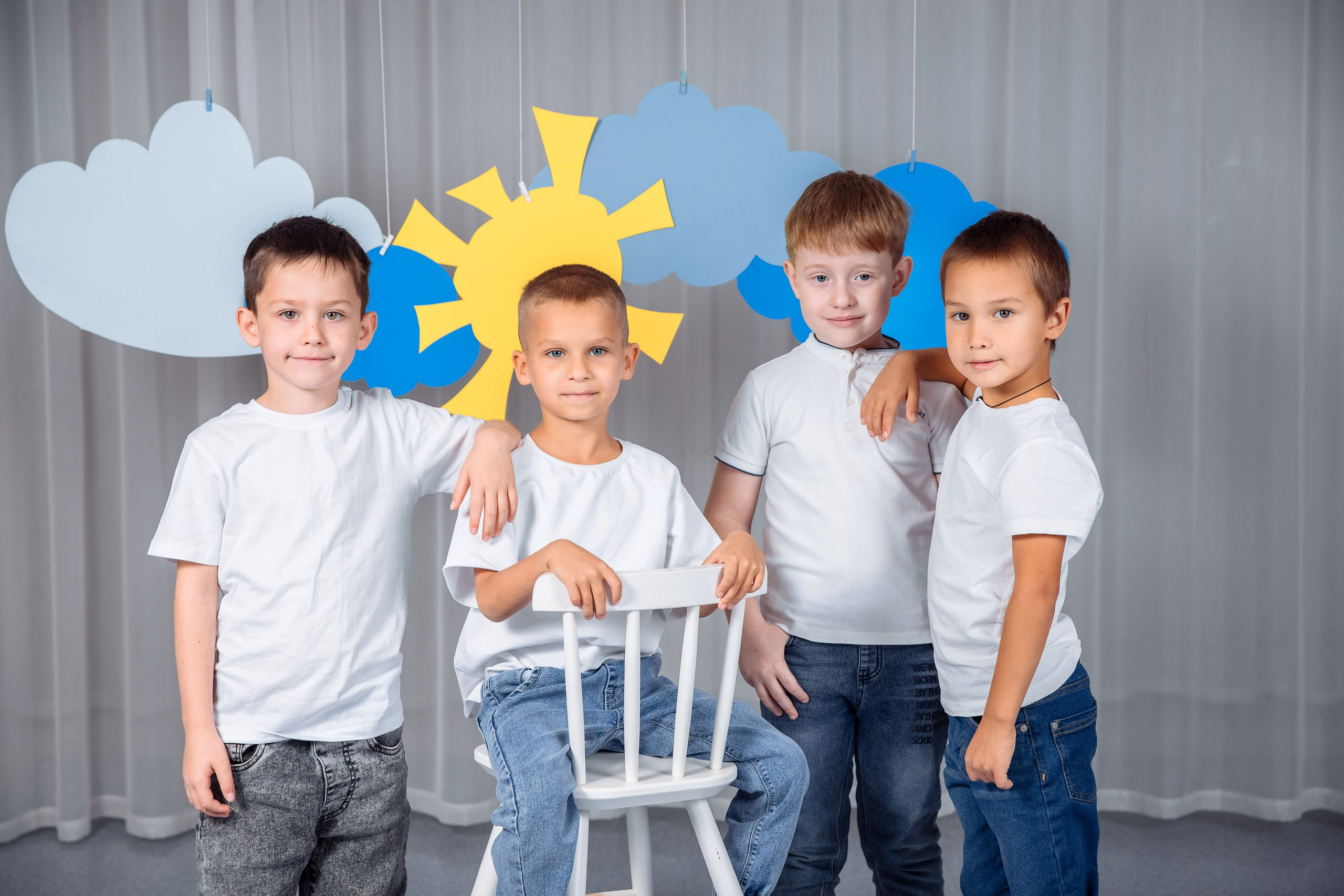 Детские сады. Выпускные школьные фото­альбомы для школ и детских садов в Волгограде и Волжском