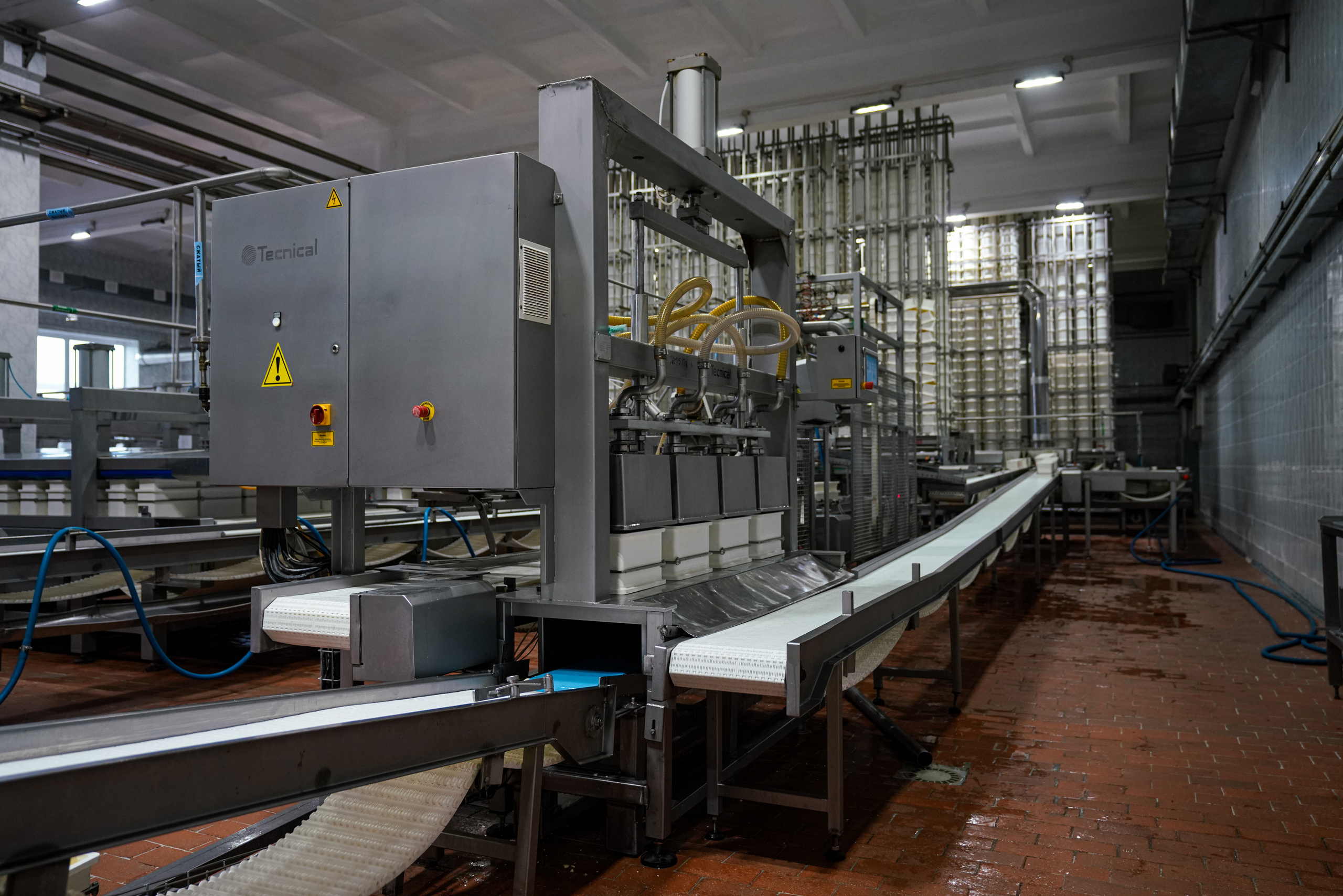 Завод «Азбука Сыра» г. Мамадыш. Фотограф Казань