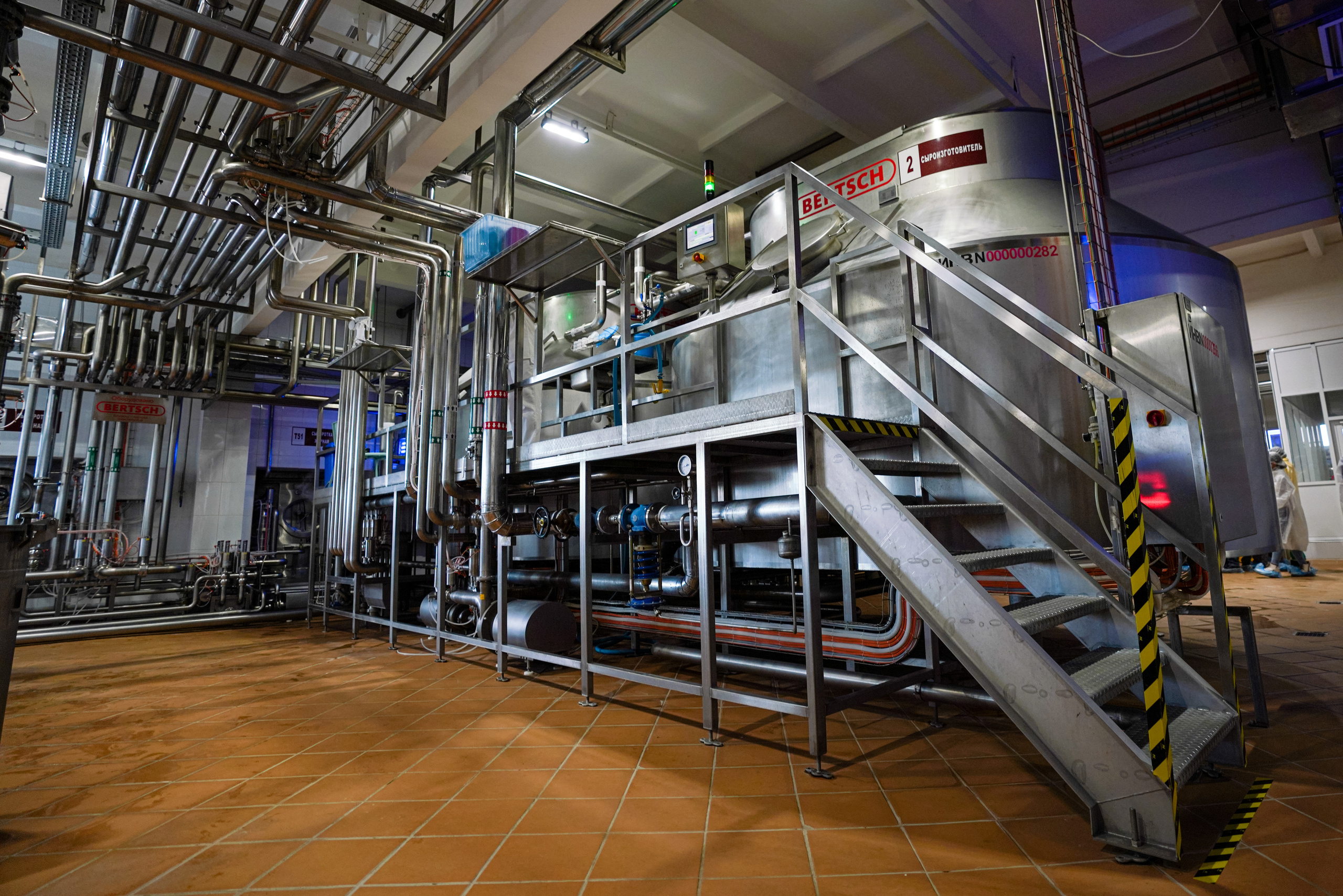 Завод «Азбука Сыра» г. Мамадыш. Фотограф Казань