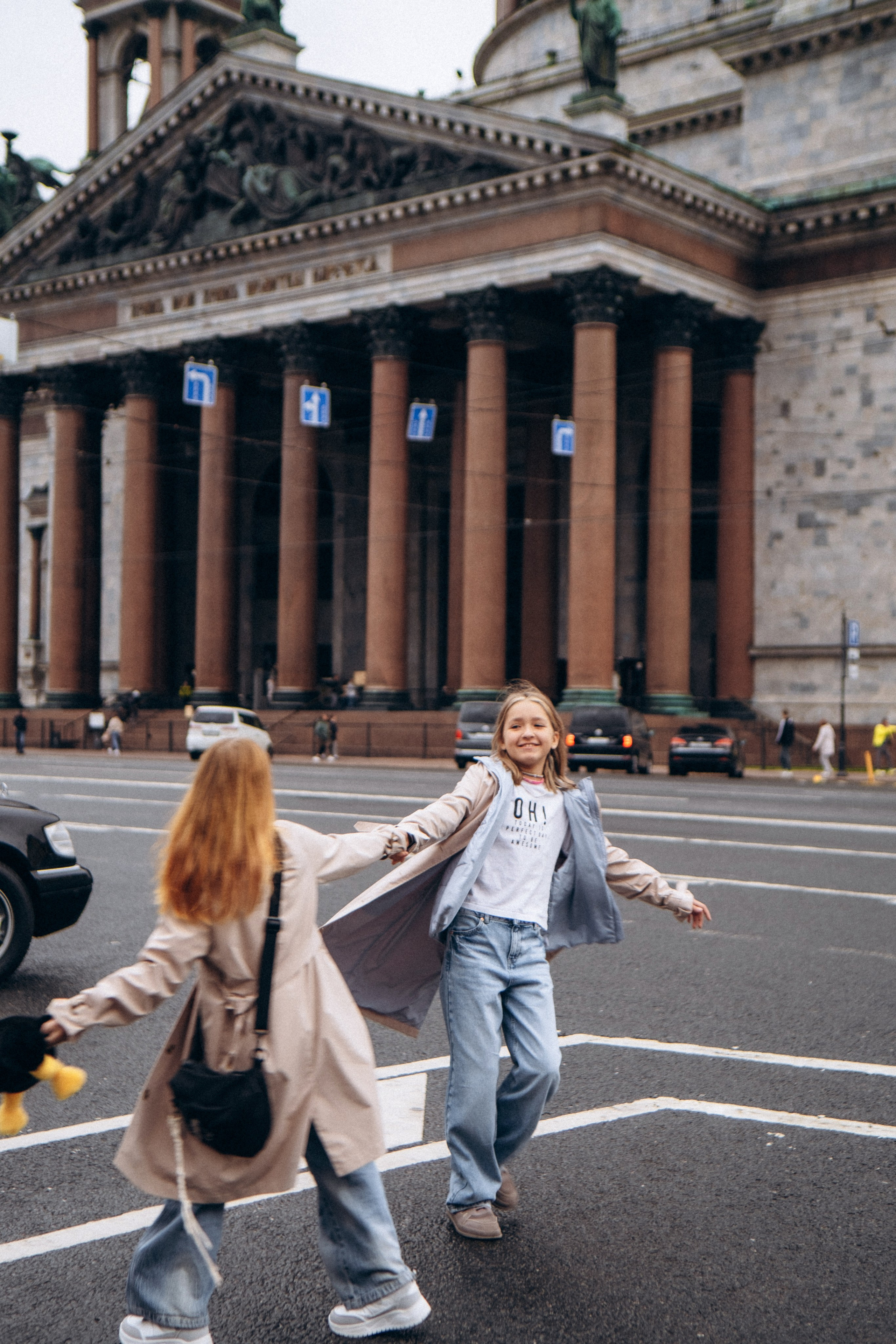 Семейная прогулочная фотосессия в Санкт-Петербурге. Фотограф в Санкт-Петербурге Кристина Брянская