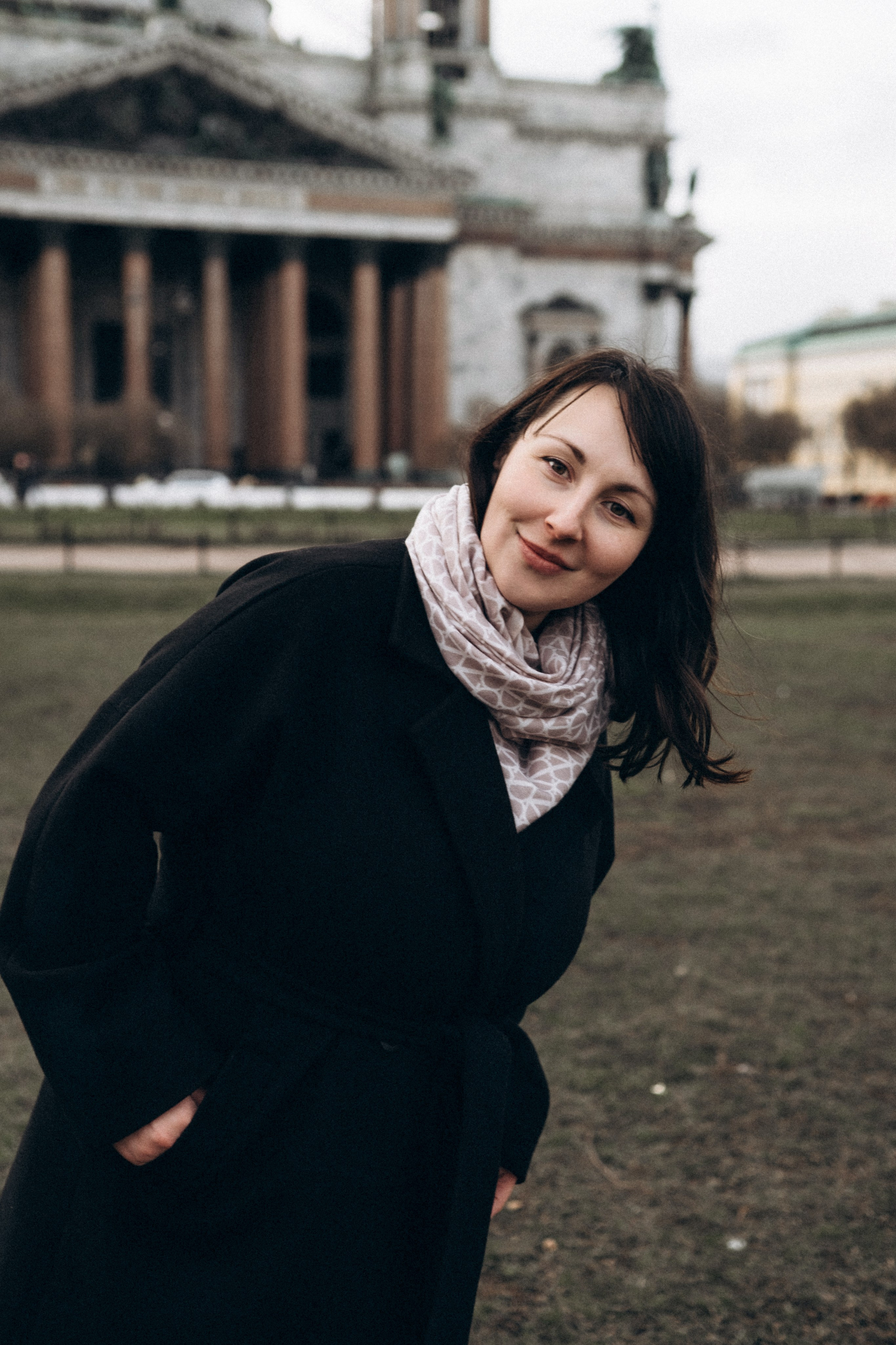 Прогулка у Исаакиевского собора. Фотограф в Санкт-Петербурге Кристина Брянская