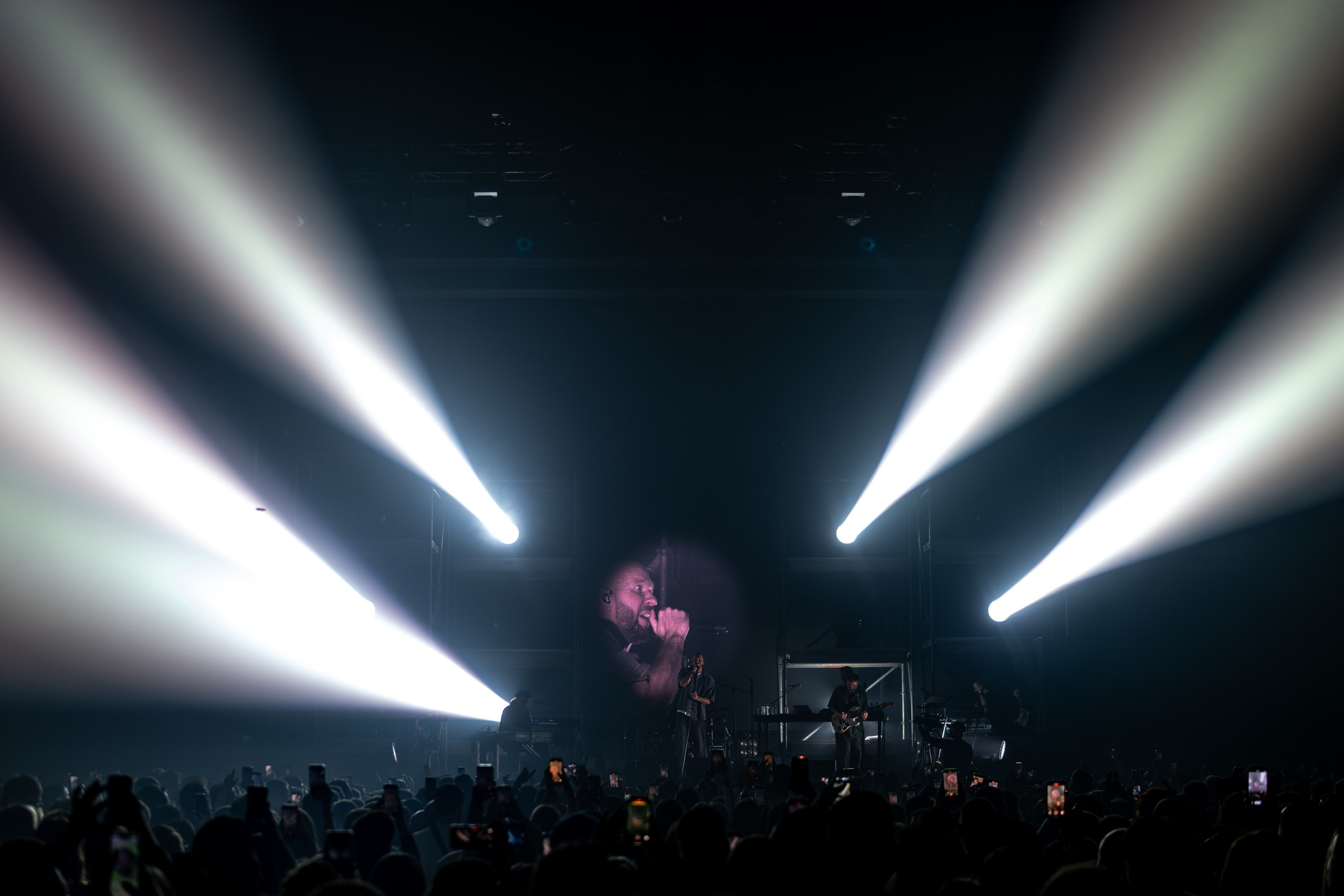 LOC DOG / МОСКВА / 2025. OOPS