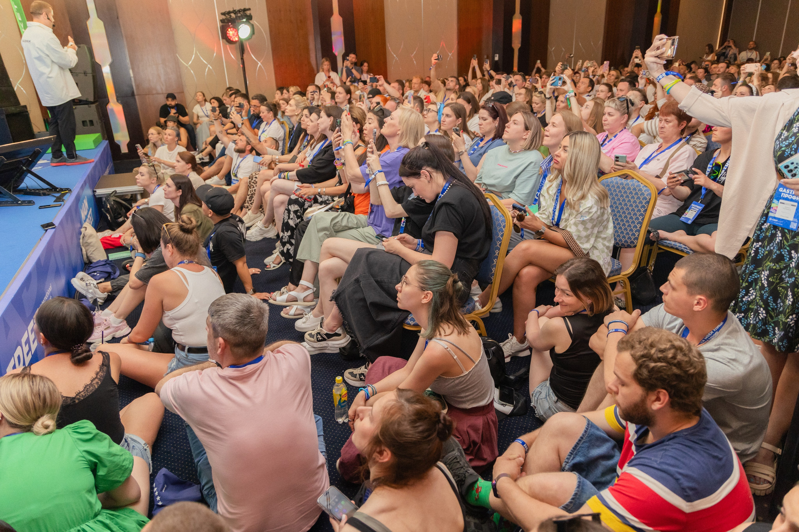 КОНФЕРЕНЦИИ. Арина Тамочкина. Фотограф Краснодарю