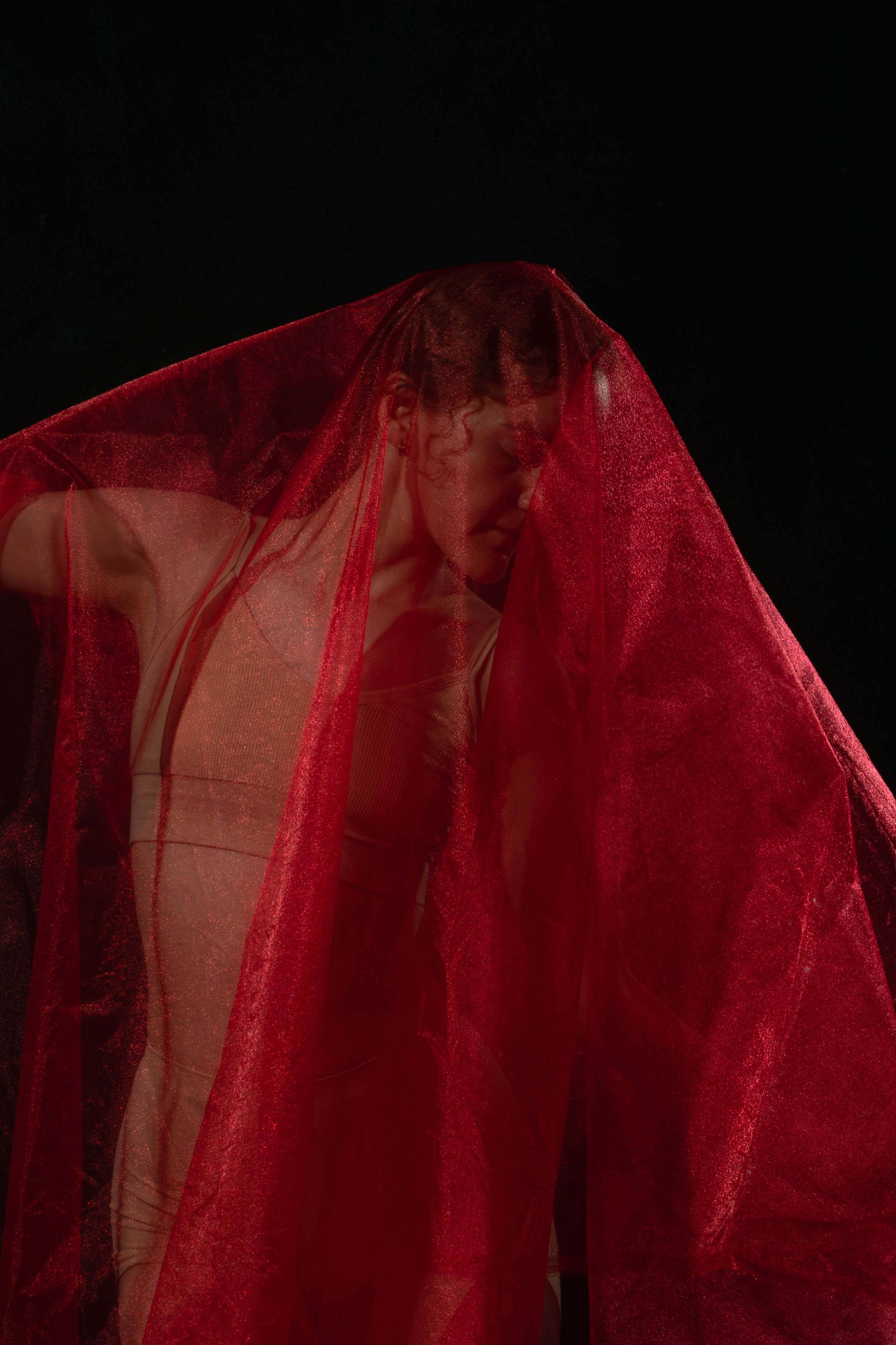 Индивидуальная фотосессия с водой. Фотограф продюсер съемок Йолдыз Плетнева