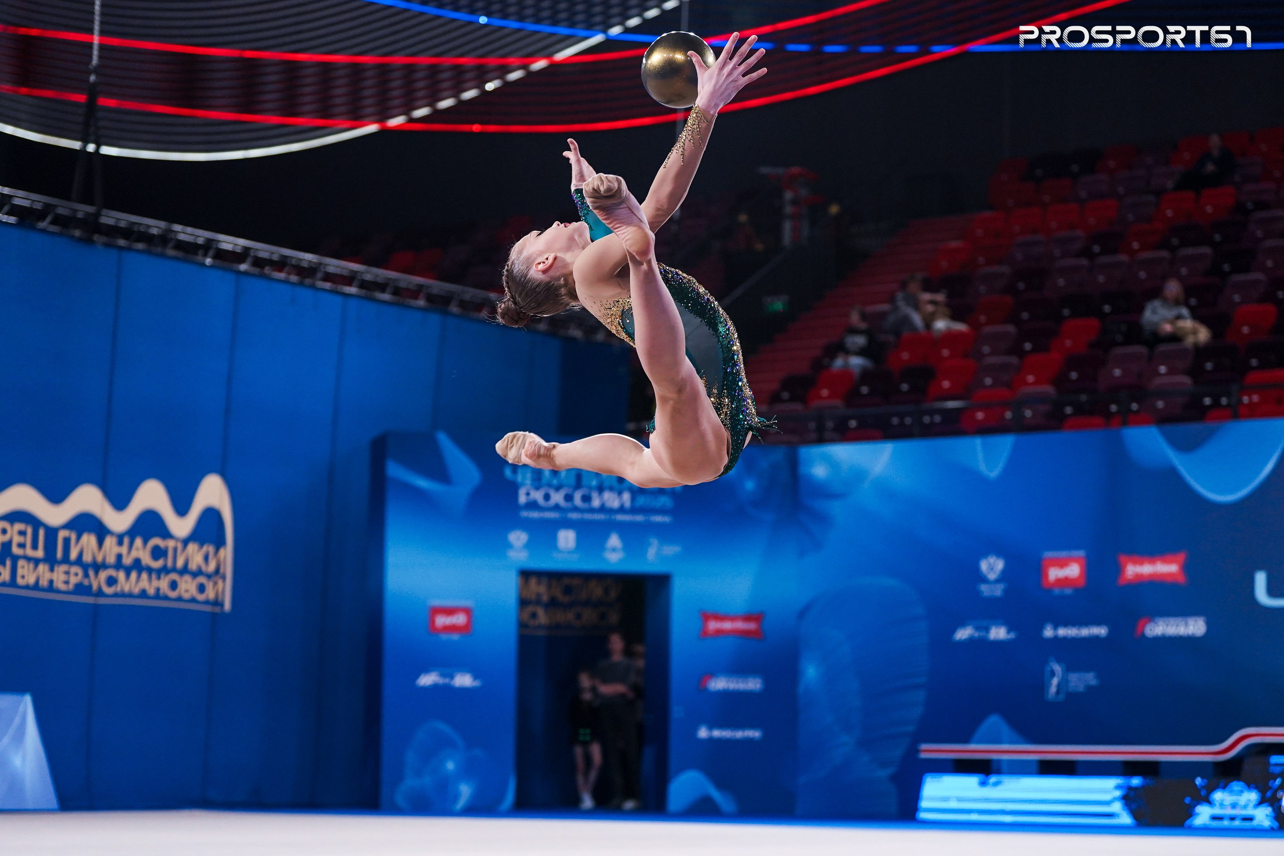 Варвара Топорова. Чемпионат России по художественной гимнастике 2025. Спортивный фотограф Олег Медведев | prosport67 | Смоленск