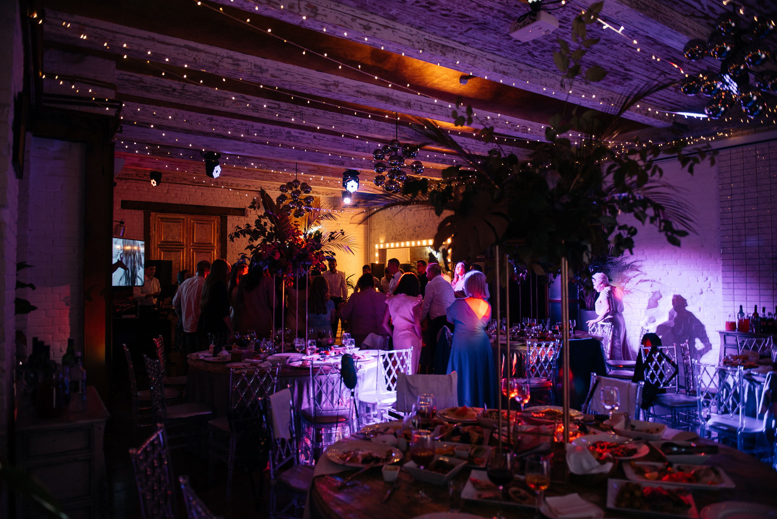 Slave to love. Алина Посторонка