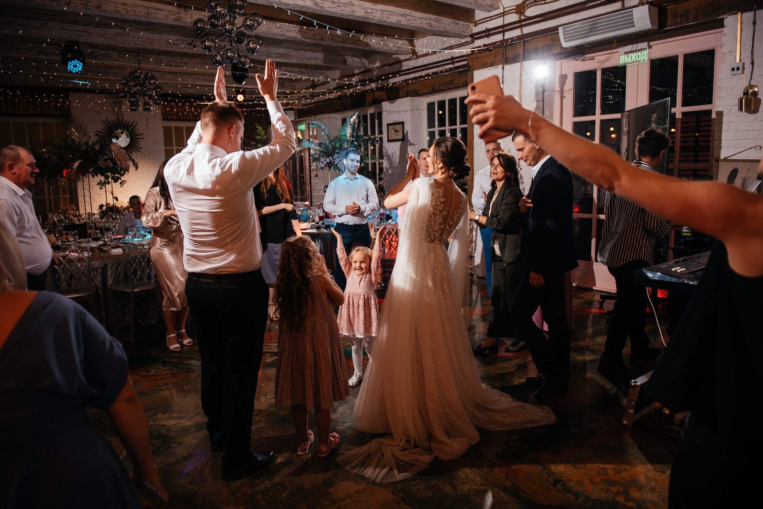 Slave to love. Алина Посторонка