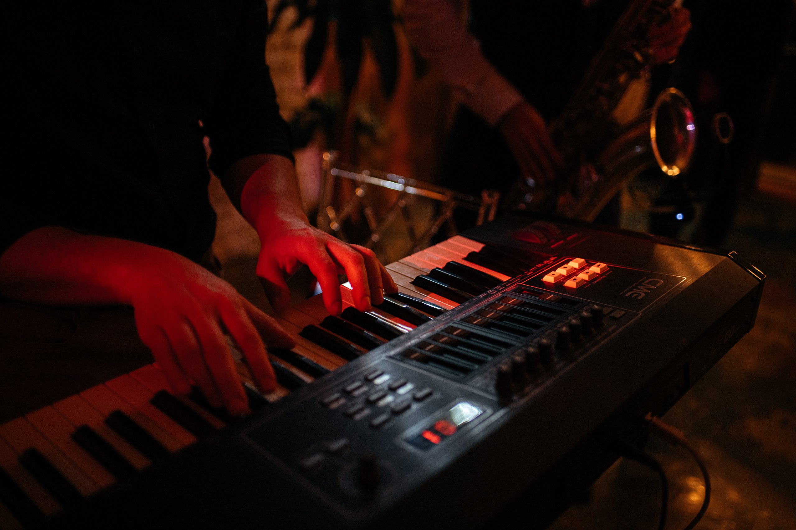 Slave to love. Алина Посторонка