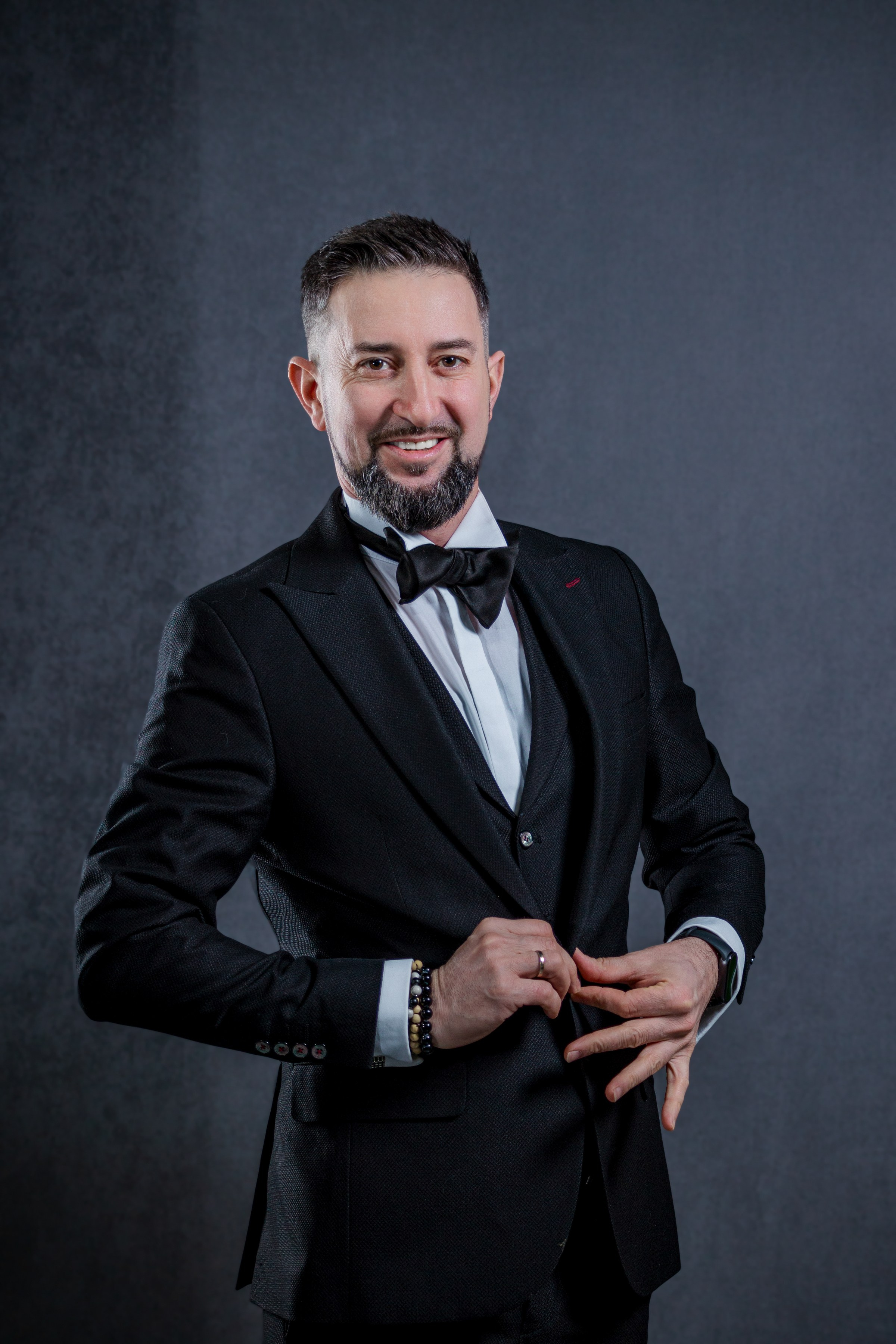 Профессиональный фотограф, специализирующийся на портретной съёмке. Фотограф Князев Сергей