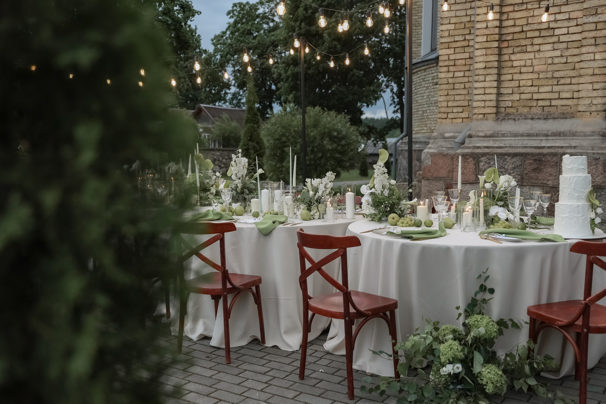 Кирилл и Виктория. Свадебные фотограф и видеограф в Минске Голдосовы Марина и Вадим