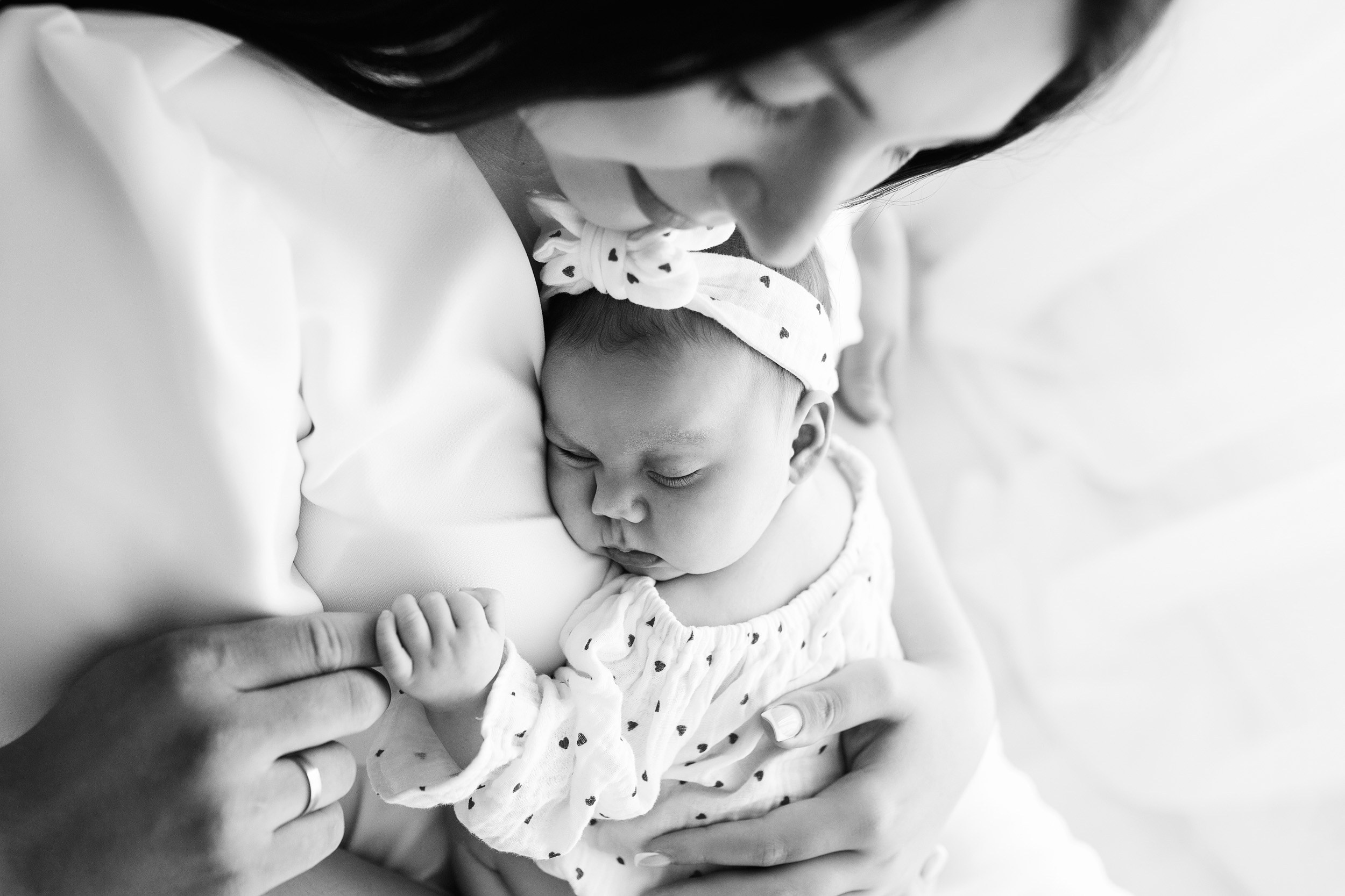 ЭМИЛИЯ. Фотограф новорожденных Оксана Полевская