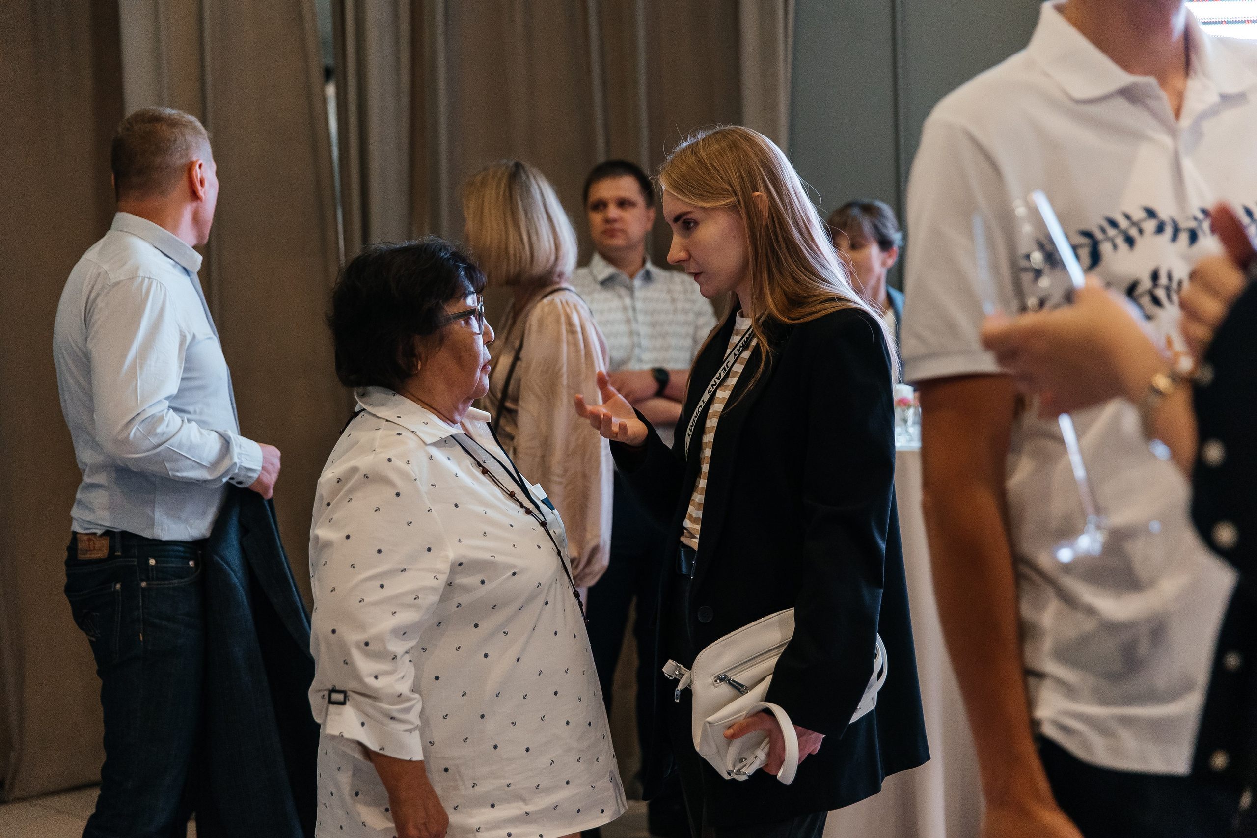 2023-06-23 Выпускной МБОУ СОШ № 10. Фотограф в Красноярске