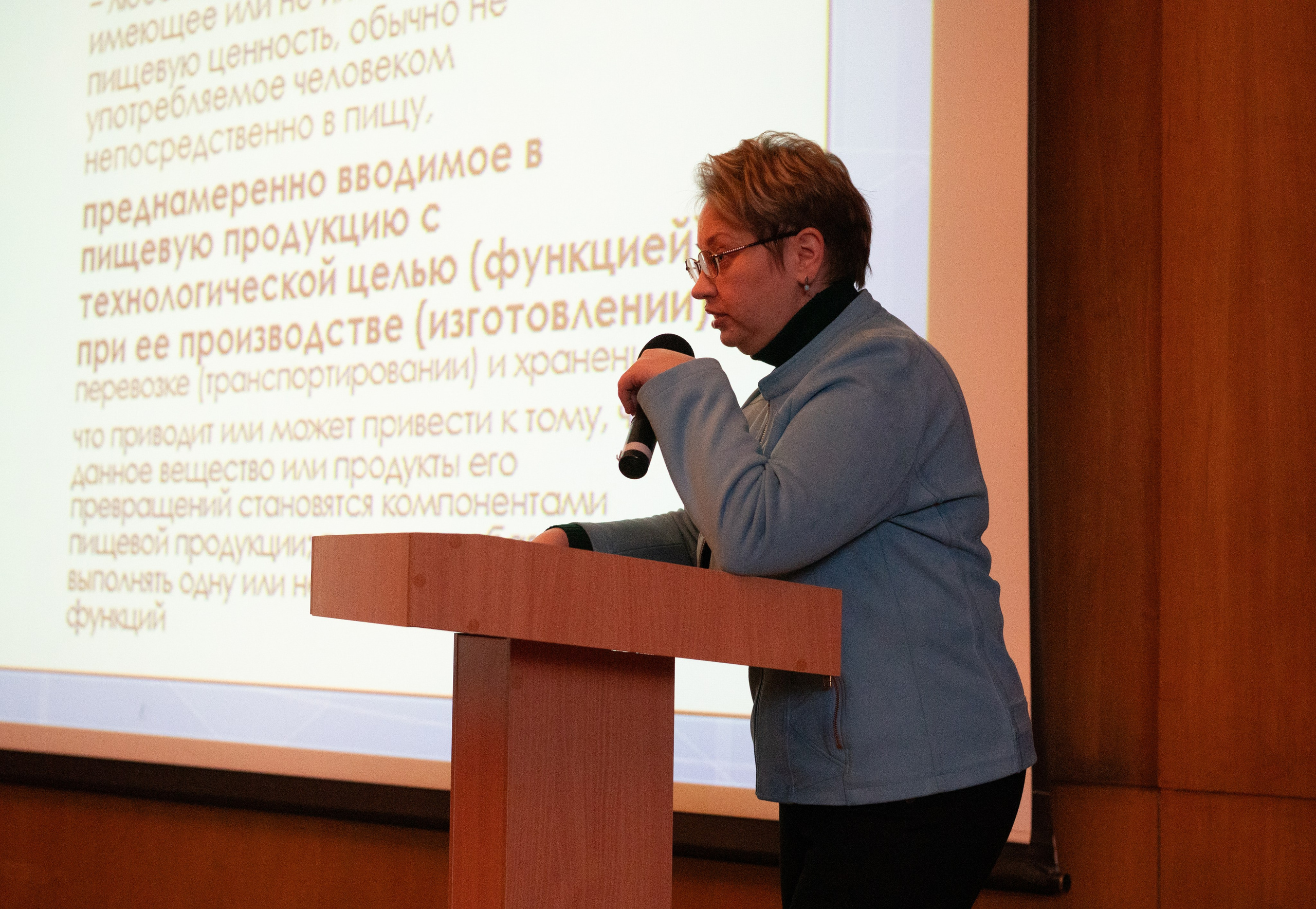 Лекторий ЗИЛ. Фотограф в Москве Полина Ефремова