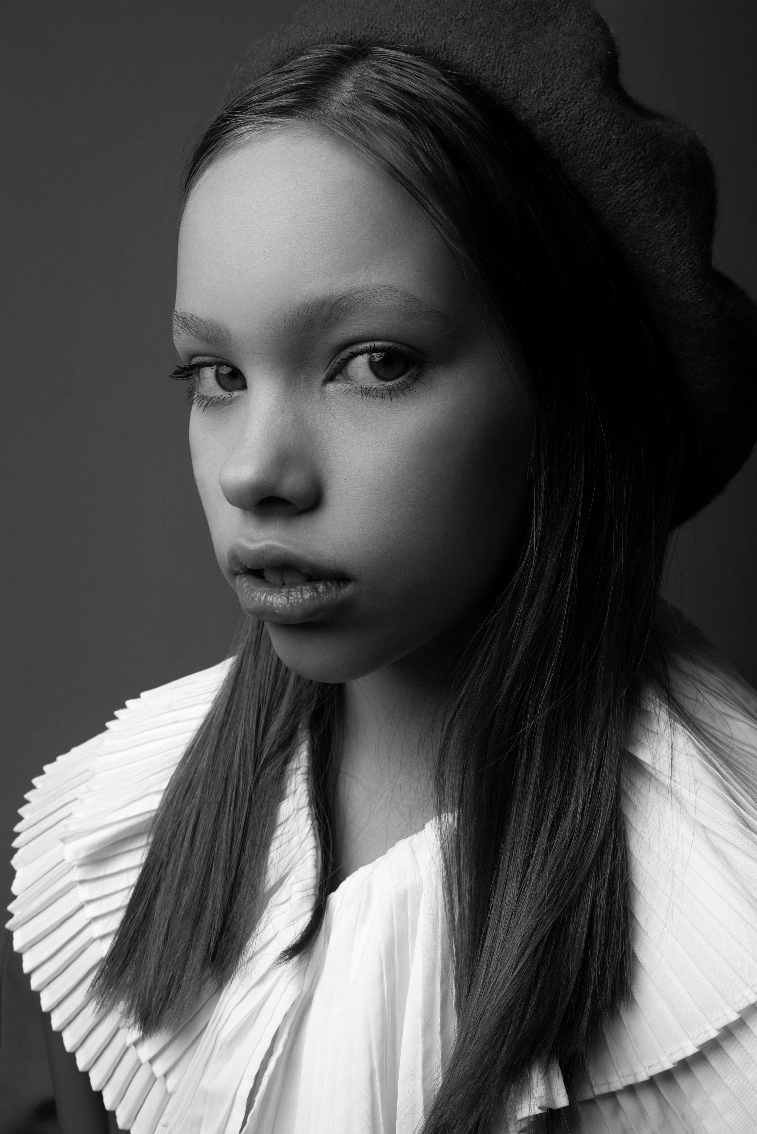 Модельное портфолио. Фотограф Москва Виктория Вишневская актерское / модельное портфолио