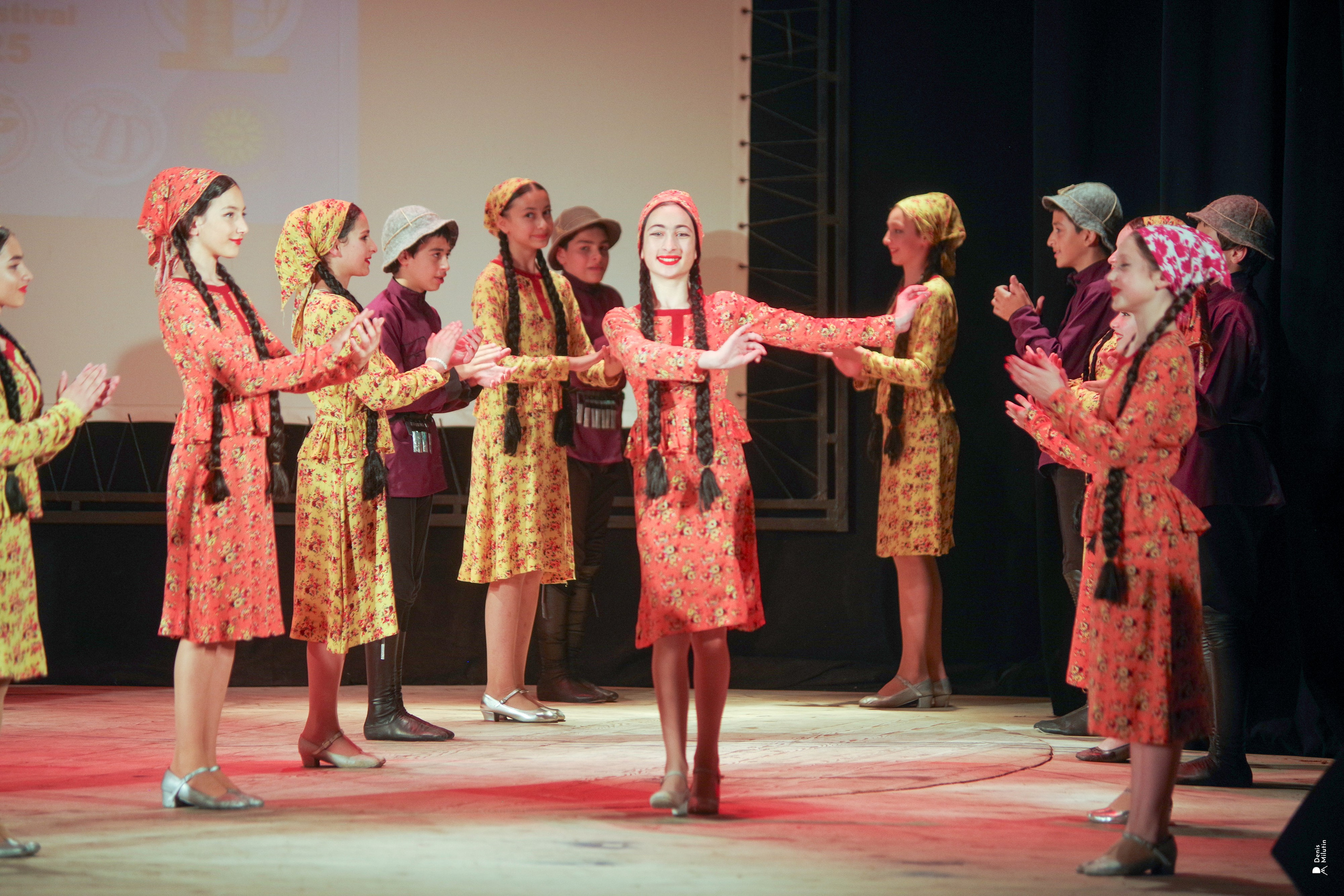 Танцы в прекрасном Они. Портретный фотограф Денис Милютин