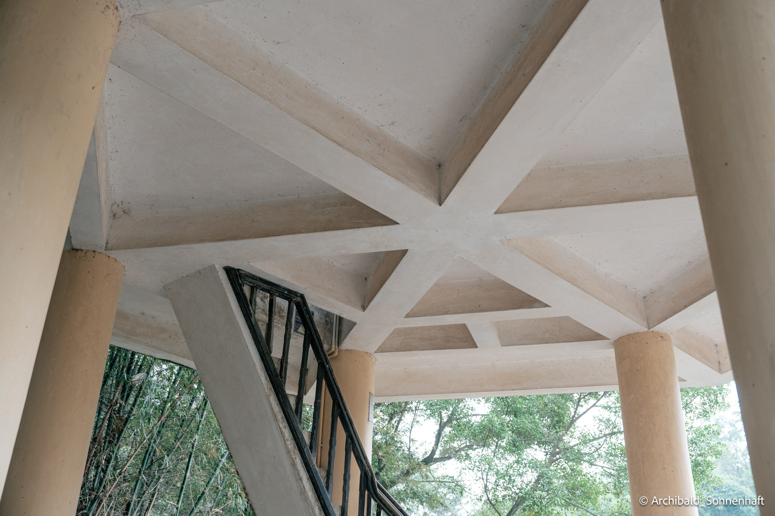 Diaolou in Kaiping. Photographer in Guangzhou, China. Archibald Sonnenhaft