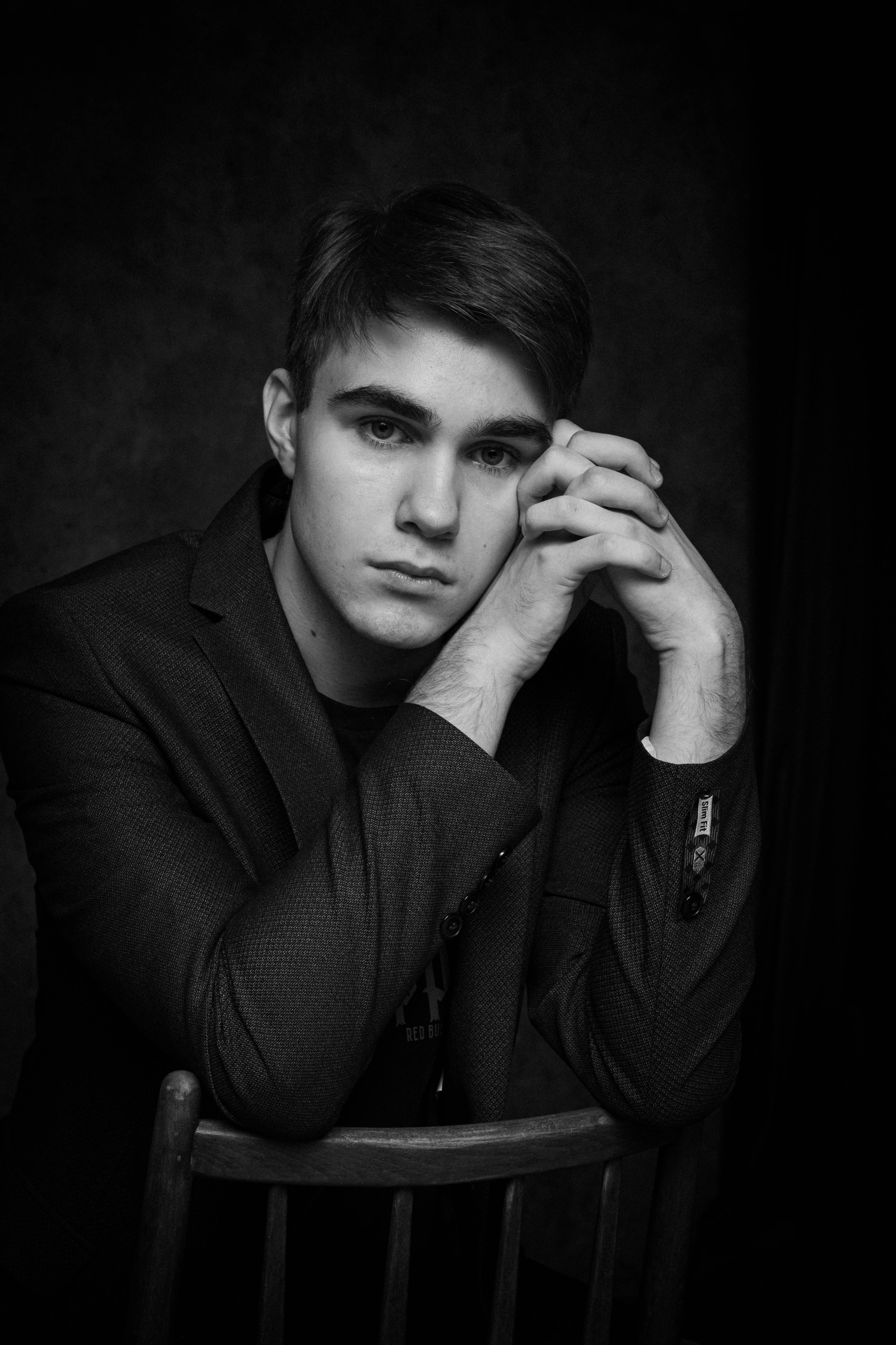 Мужской портрет. Главная