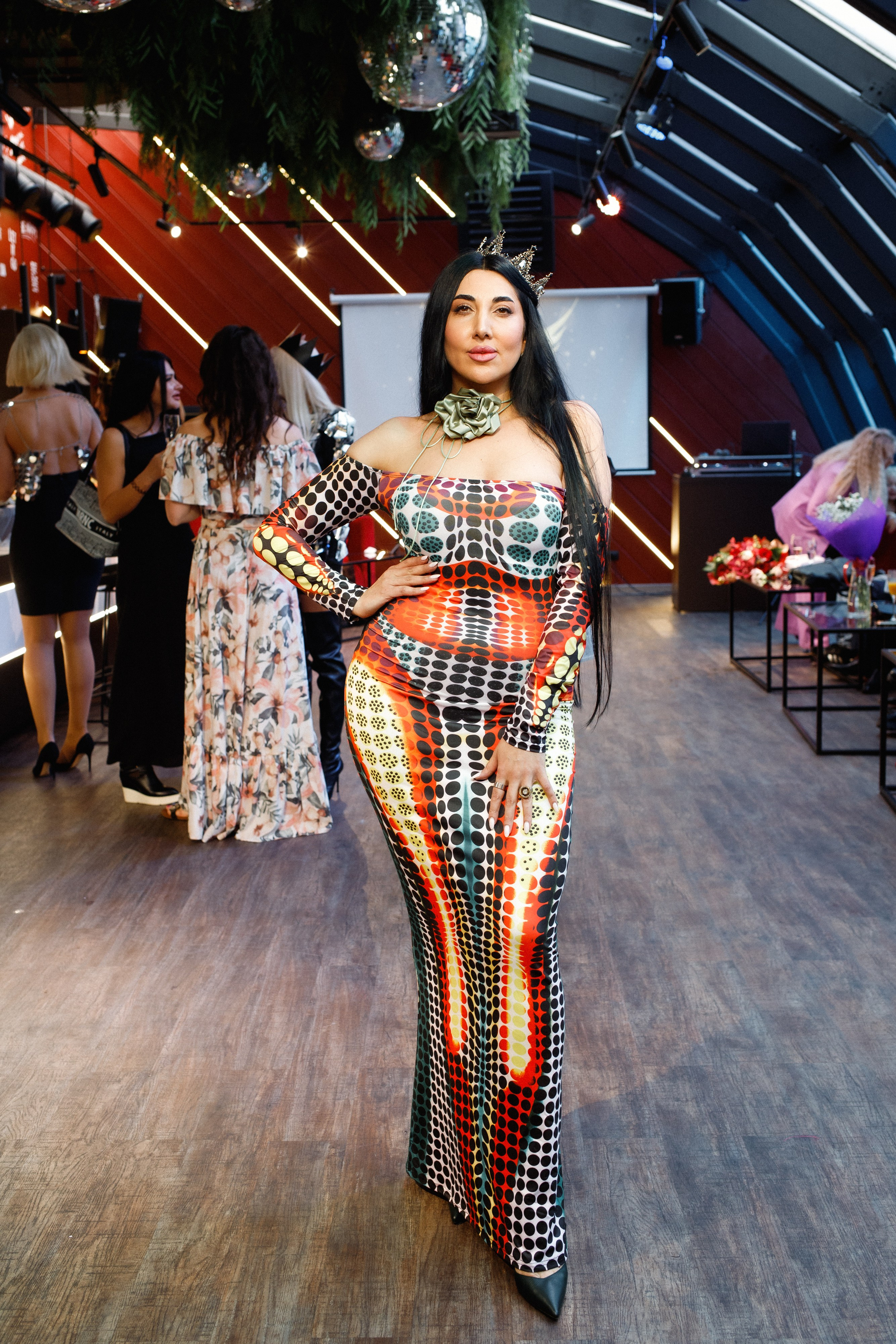 QUEEN KHV [12 ЛЕТ]. СВОИ. ФОТООТЧЕТЫ-СОБЫТИЯ-МЕСТА