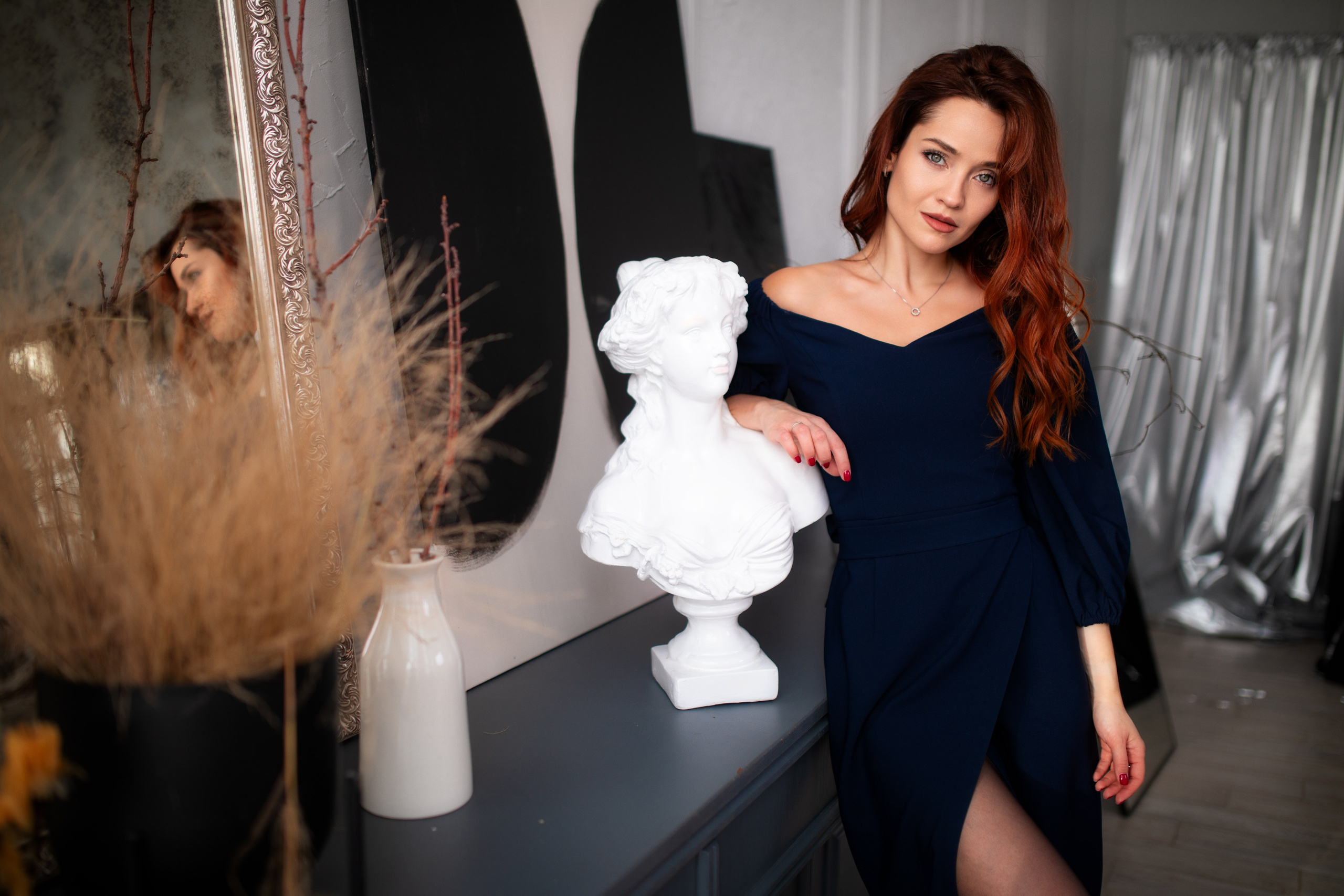 Студийный фотосет с Еленой в интерьере и на циклораме в формате для «себя»