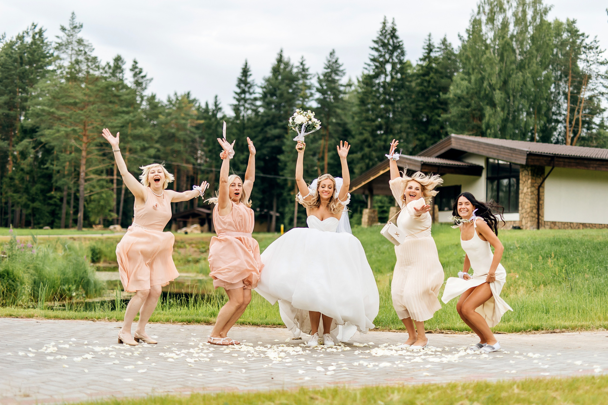 Свадебная прогулка. Фотограф Силиникс Екатерина