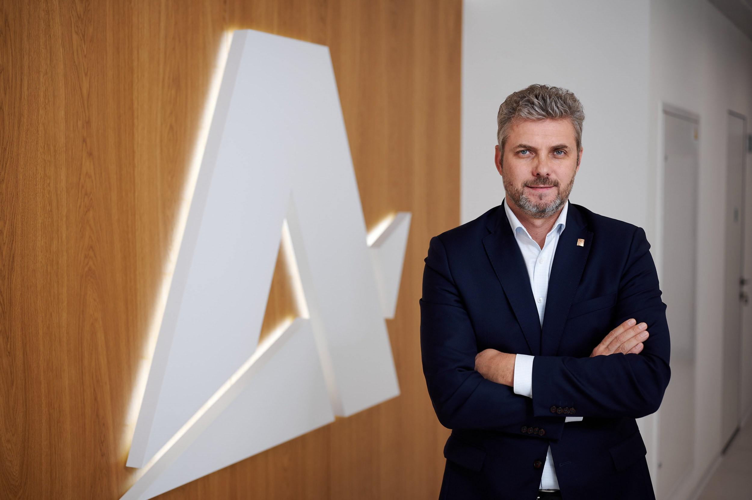 Бизнес-портреты и съемка команд в Москве — в офисе или студии. Герман Лепёхин коммерческий фотограф в Москве: репортаж, портреты, интерьеры, производство