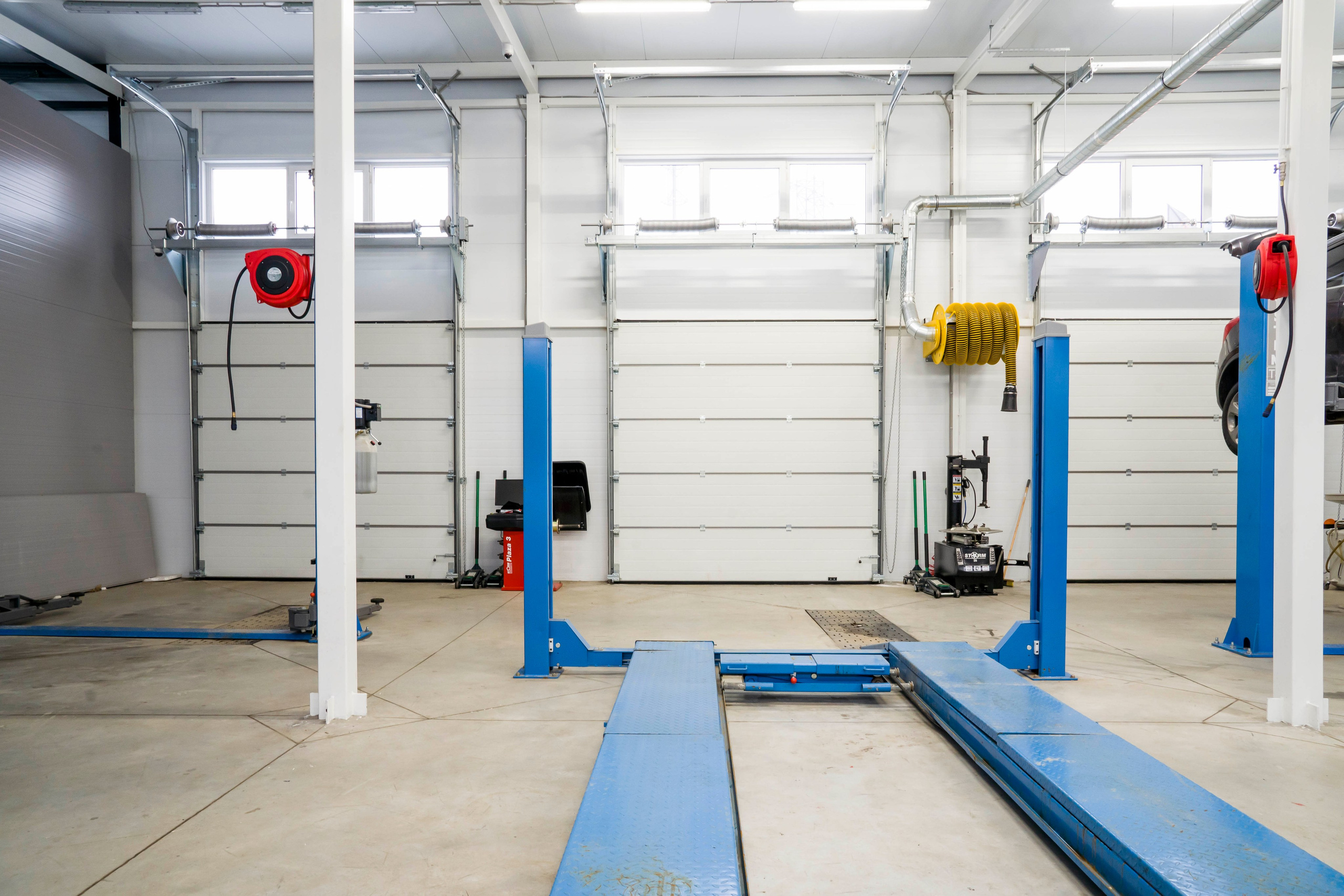 Съемка автосервиса автомойки. Фотограф в Санкт-Петербурге. Репортажная и все съёмки для бизнеса