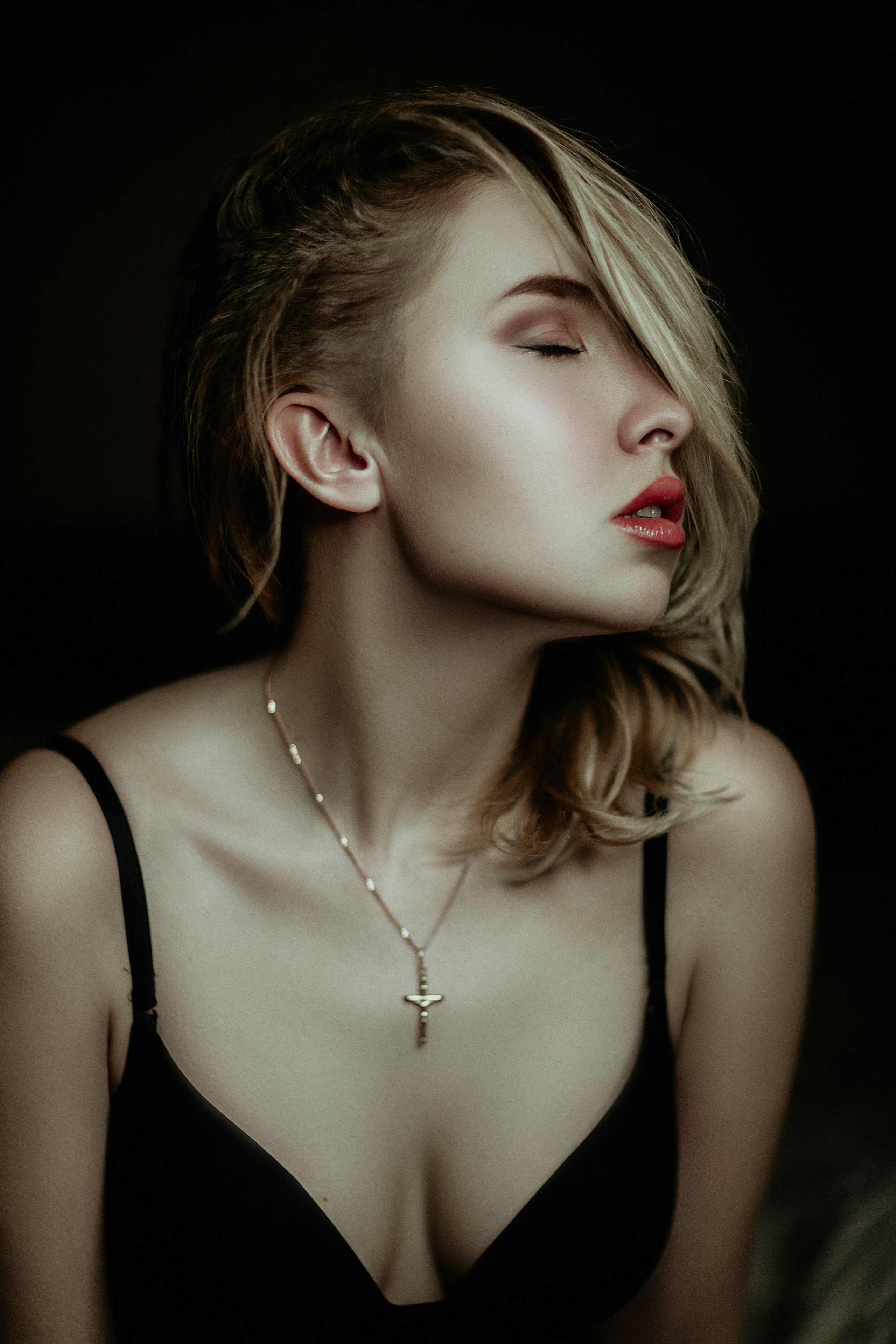 Women’s photoshoot. Art photographer Katerina Klio